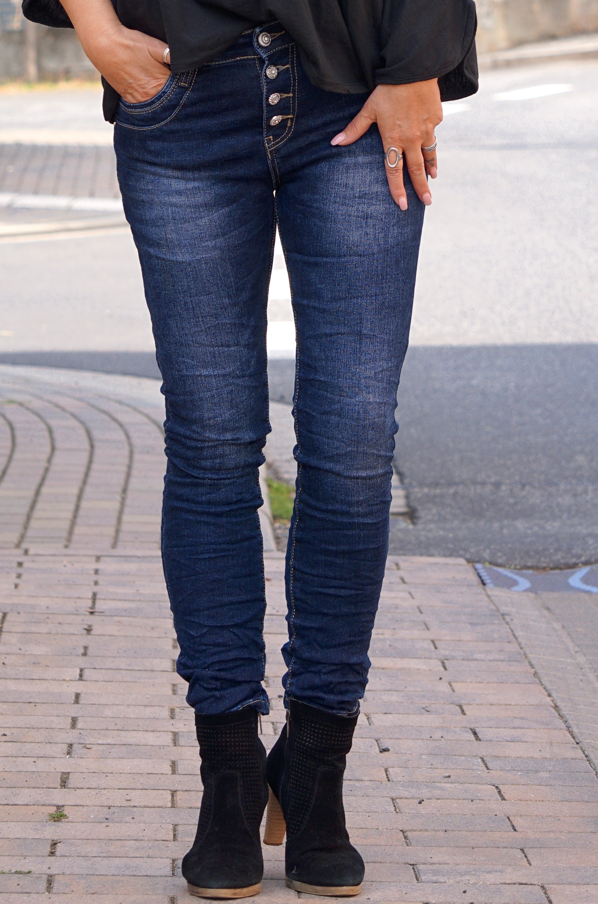Jewelly Jeans