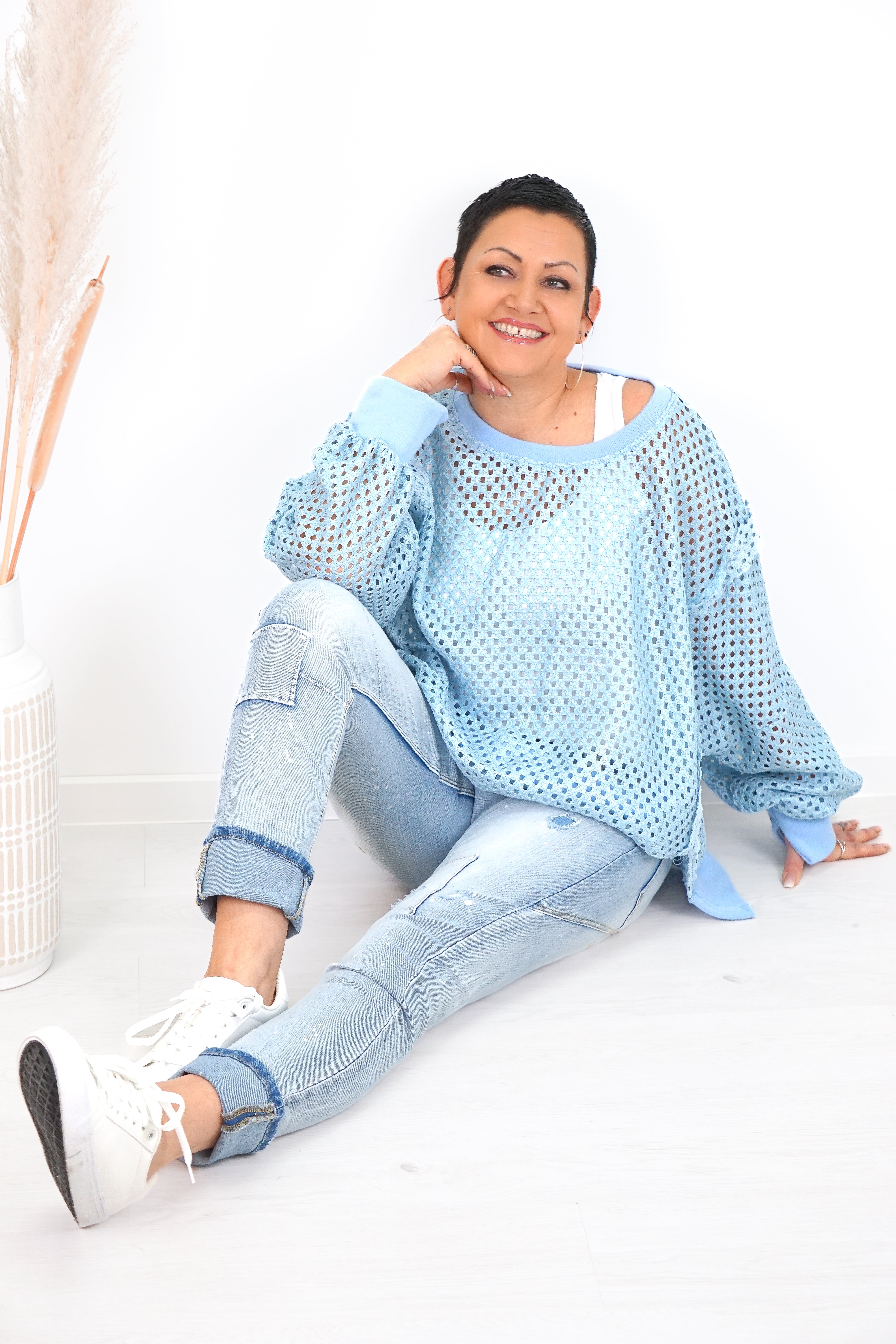 Sweatshirt mit Lochdesign und Metallic-Schimmer, hellblau