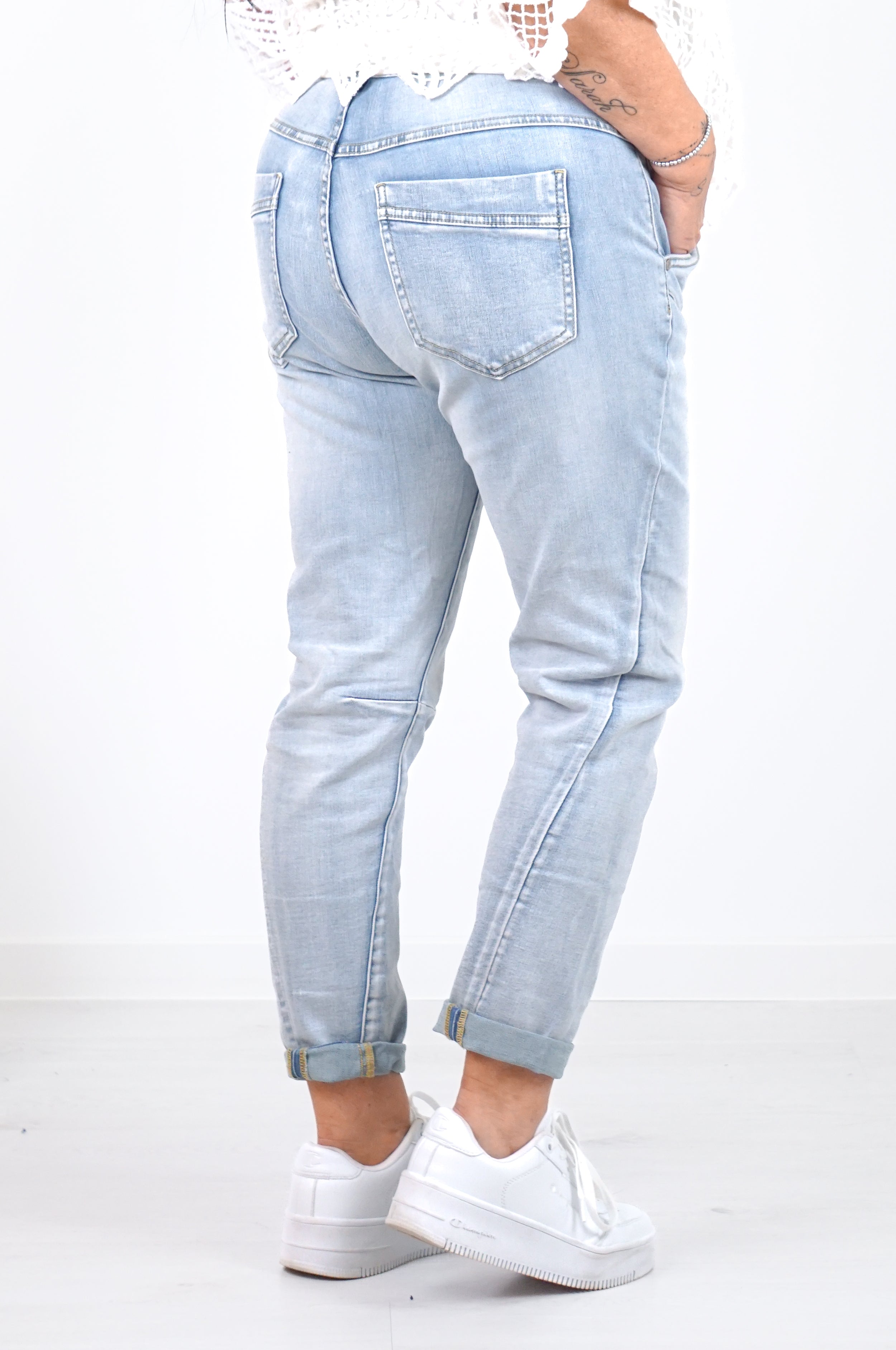Zweite Wahl - Sexy Woman Jeans in heller Waschung - kein Umtausch