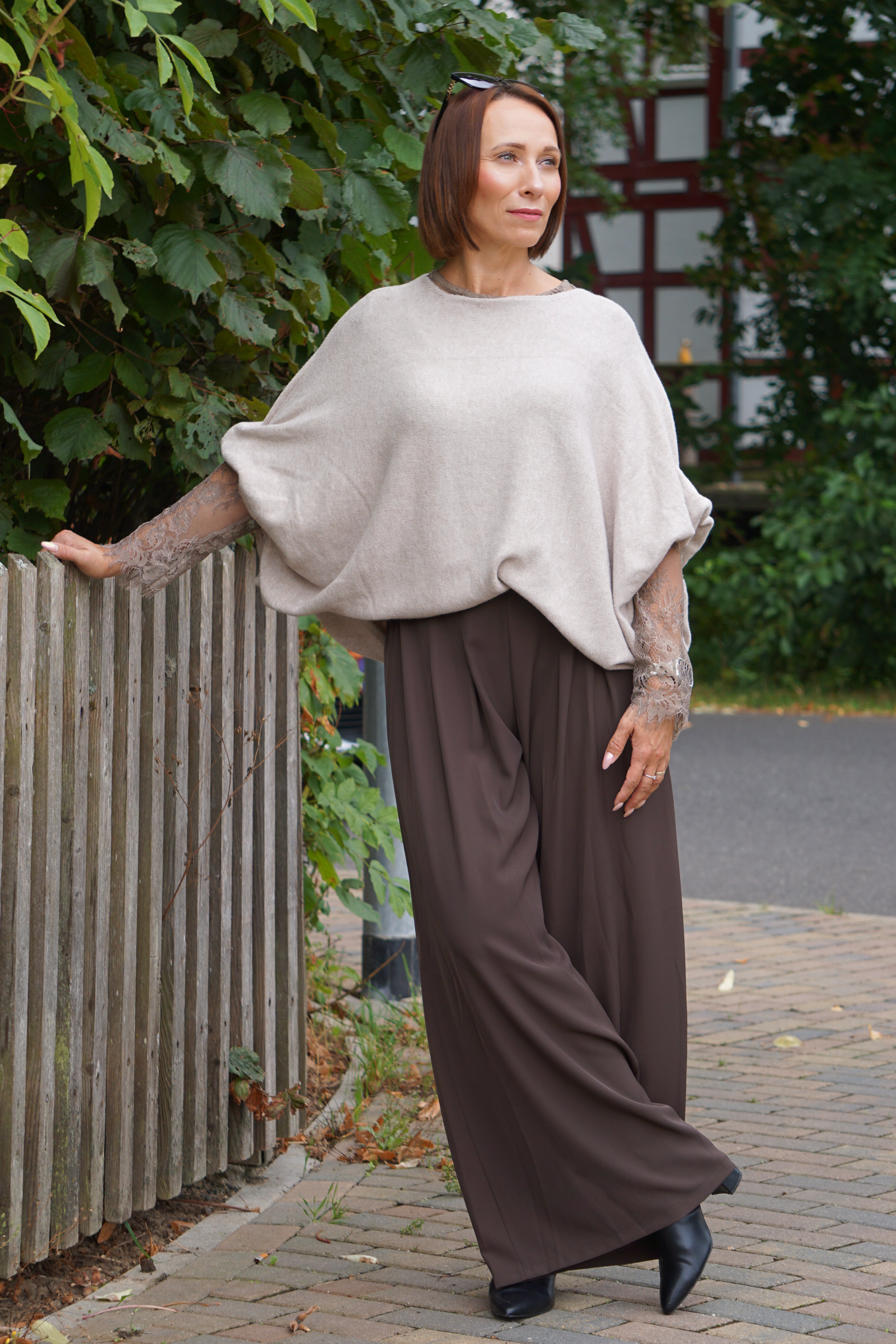 Spitzenshirt, taupe