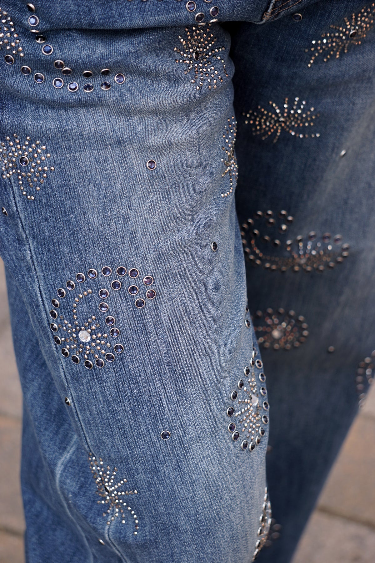 Sexy Woman Barrel Jeans "Paisley Glam"