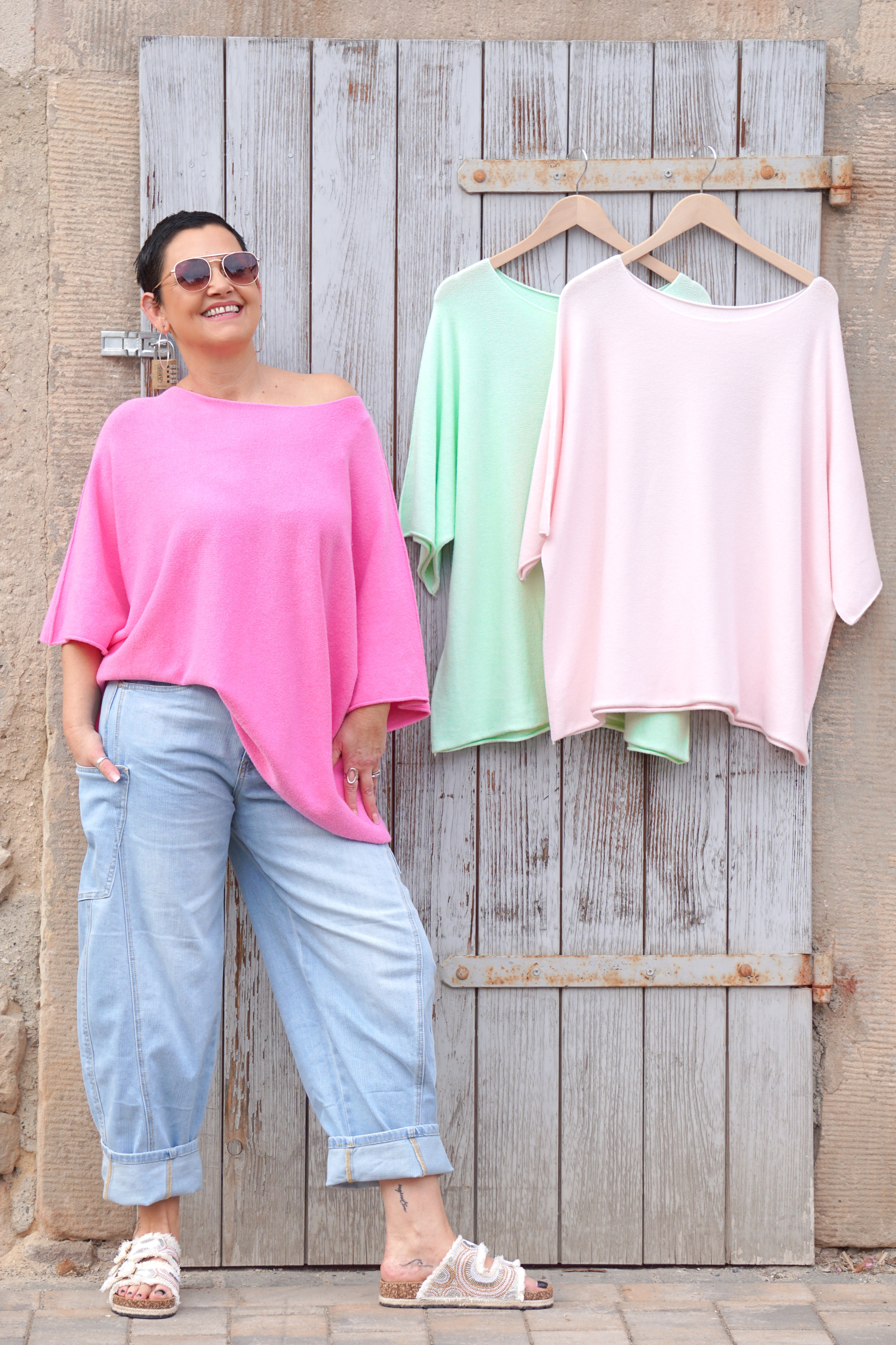 Basic kurzarm Feinstrickpulli (curvy), rosa