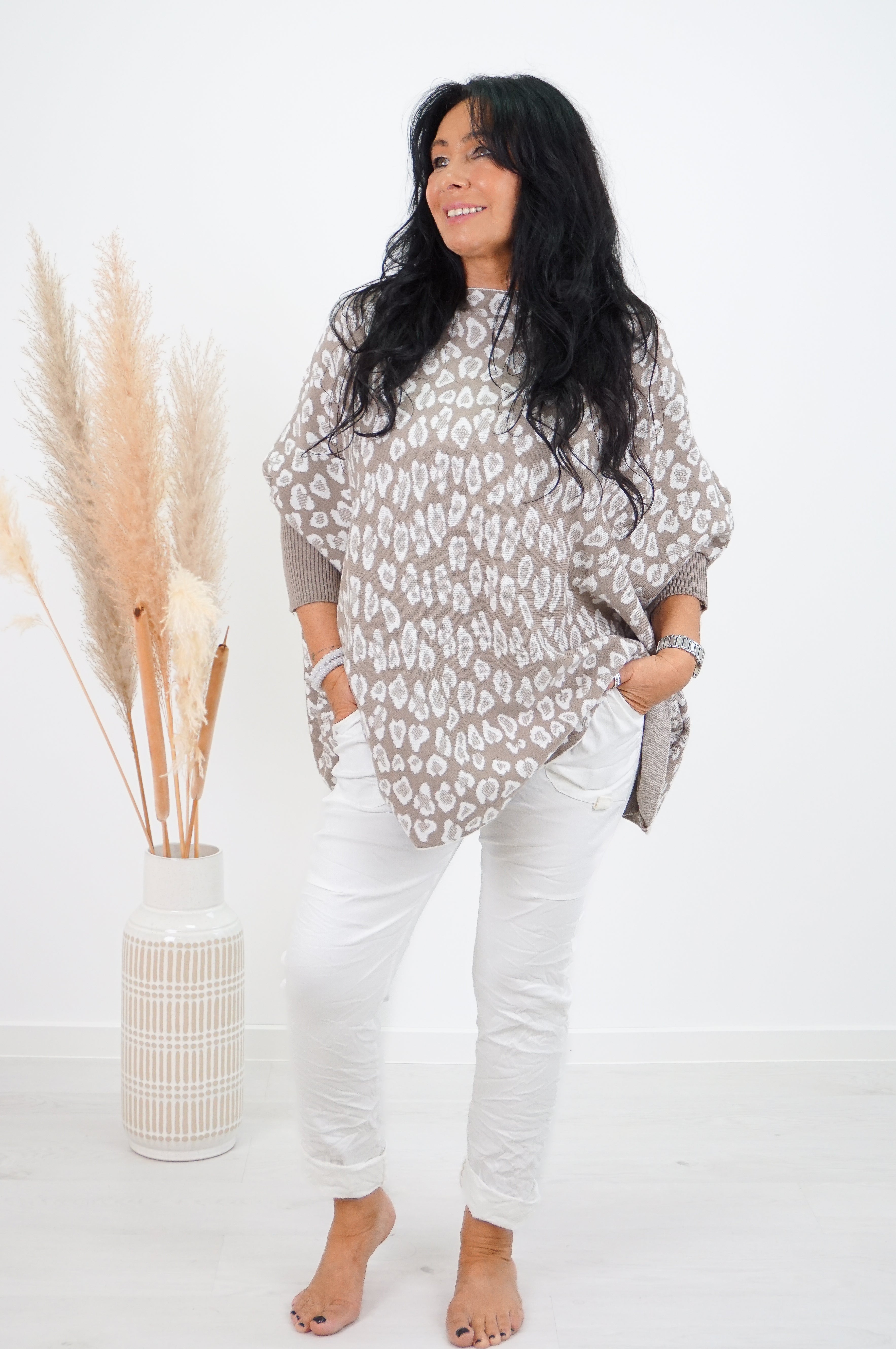 Weiter Feinstrickpulli "Leo", beige/off white