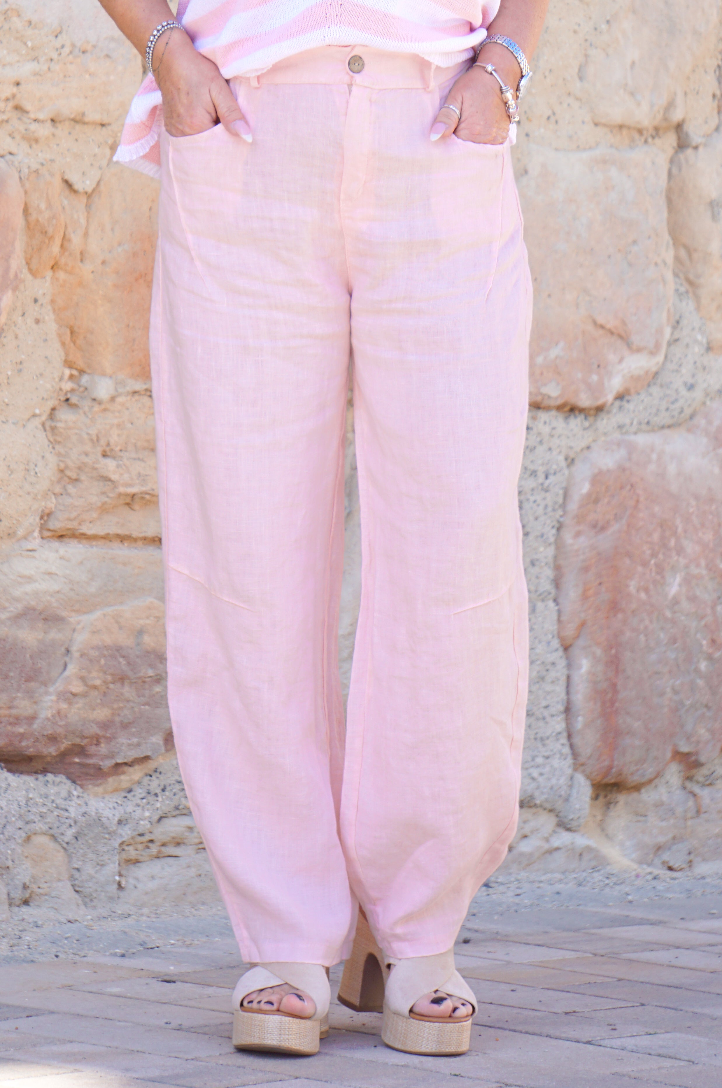 Leinenhose mit leichtem Barrel Schnitt, rosa