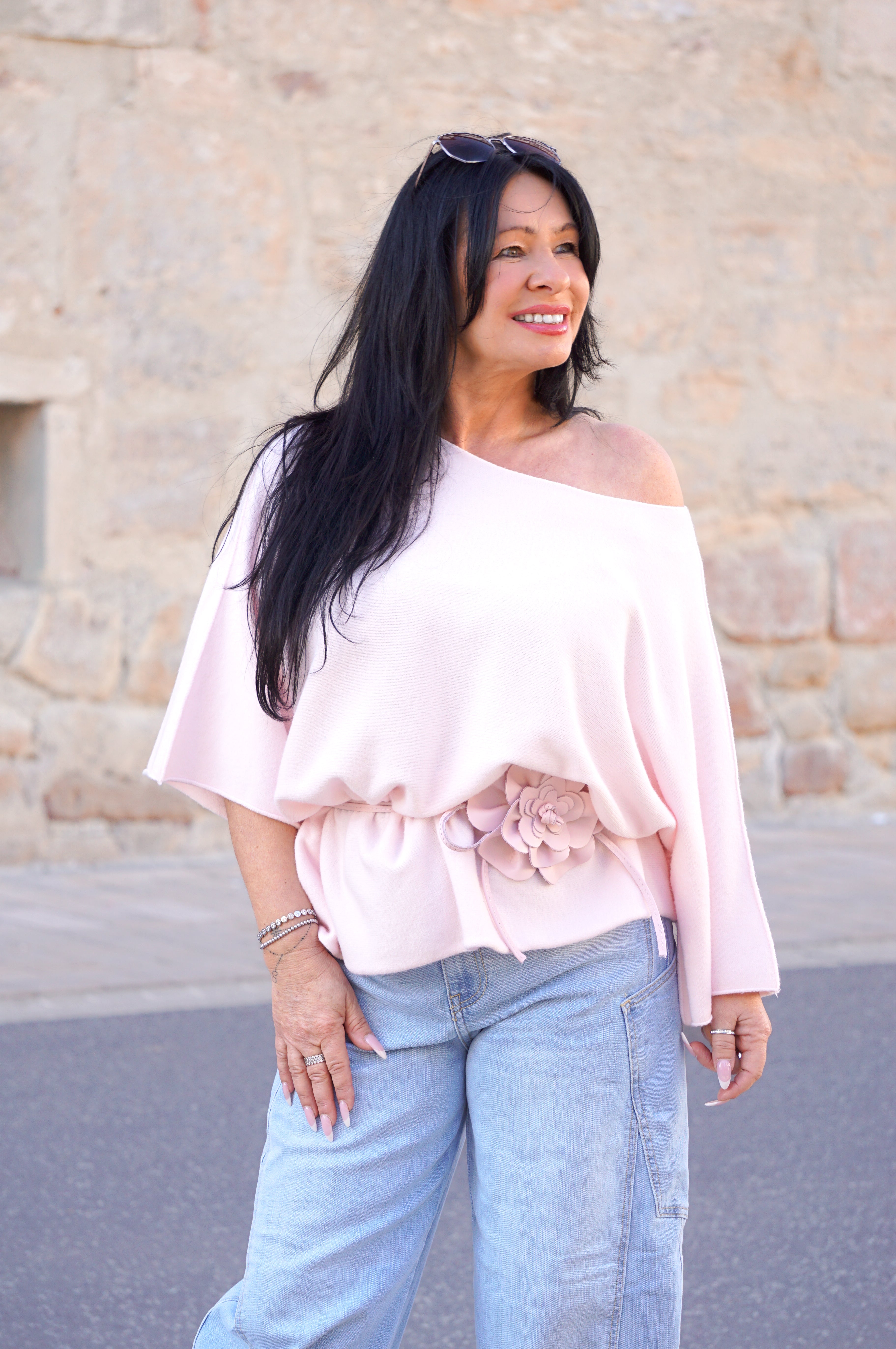 Basic kurzarm Feinstrickpulli (curvy), rosa