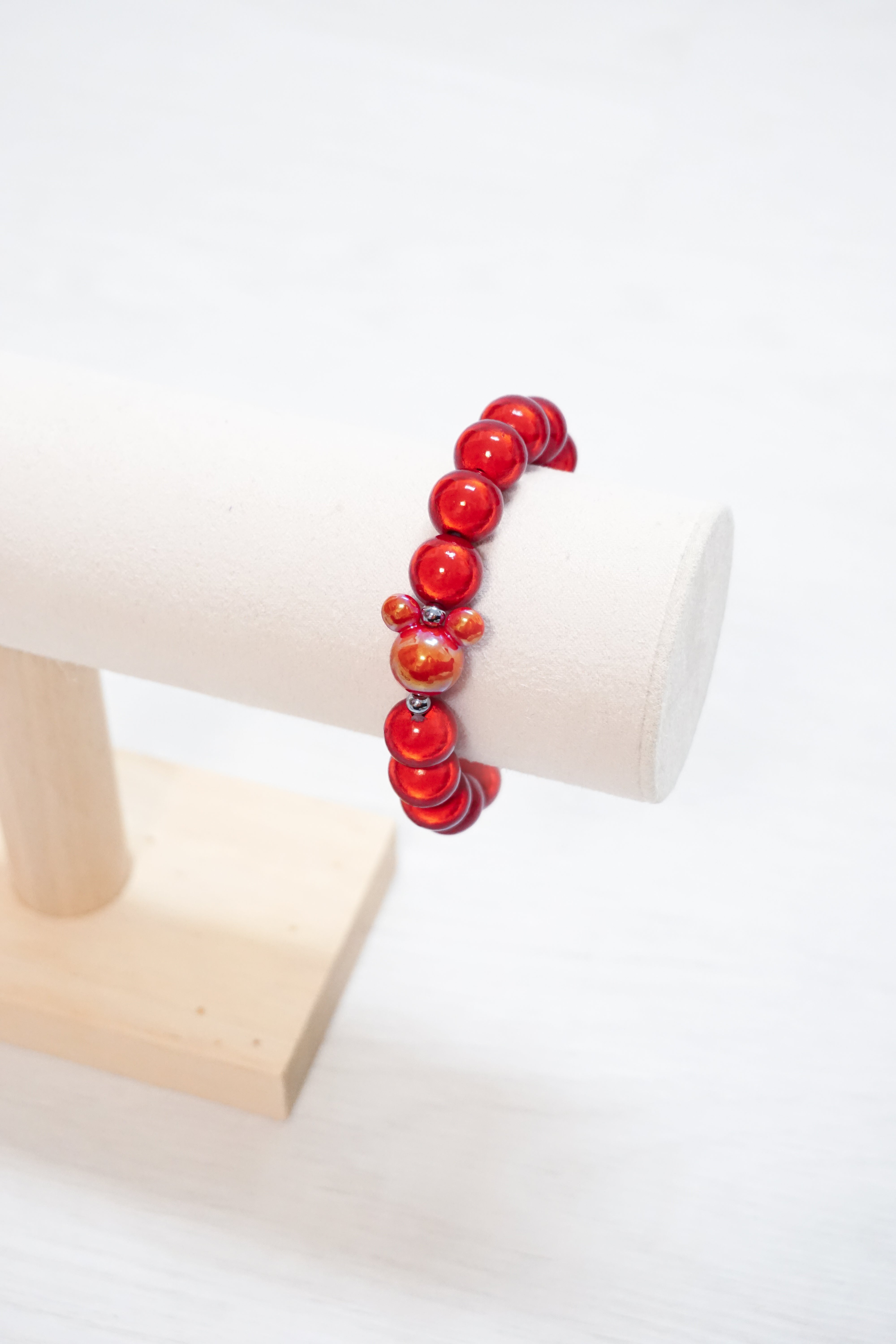 Leuchtendes Perlenarmband "Micky" rot