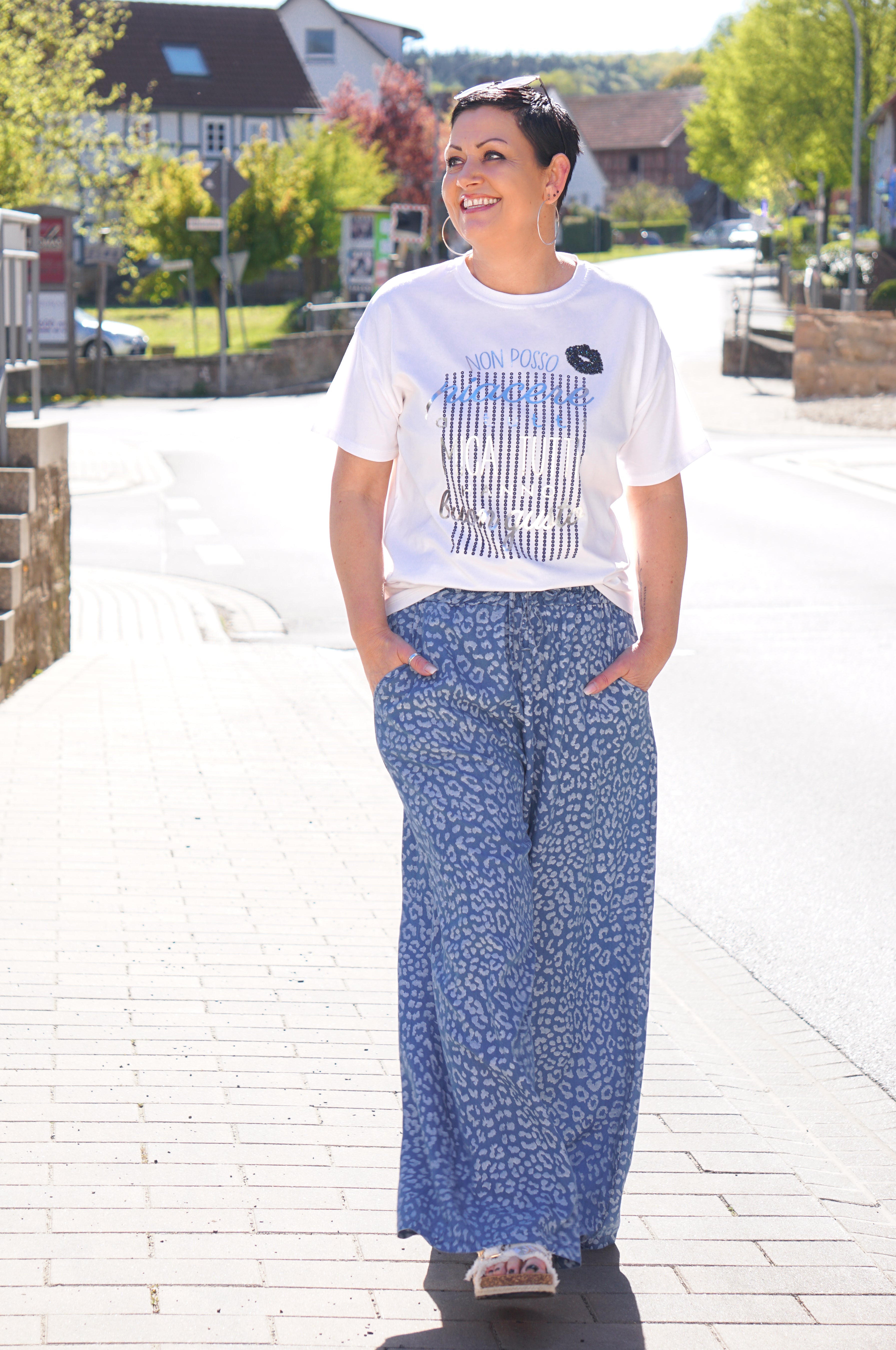 T-Shirt "buon gusto", dunkelblau/silber