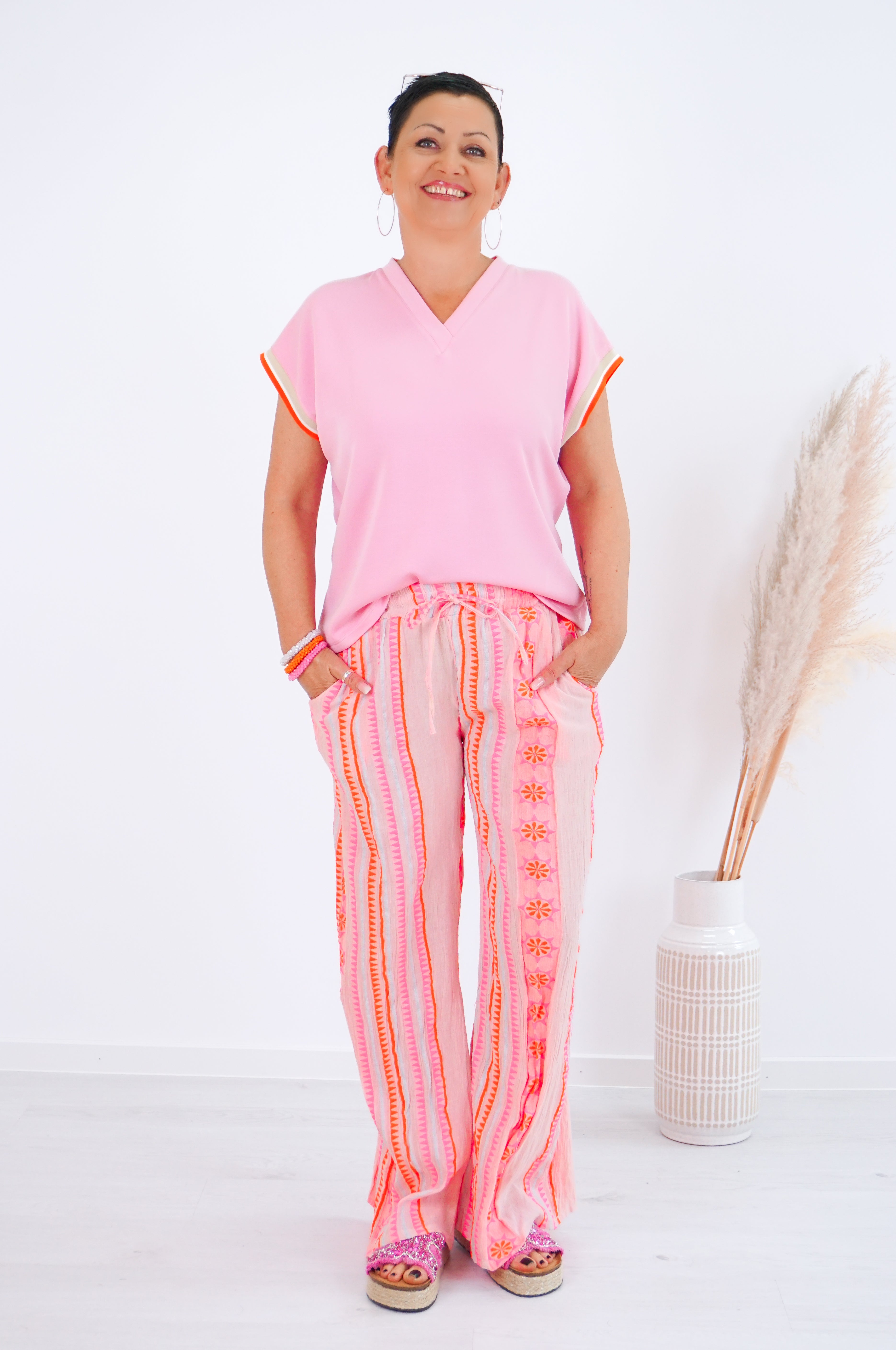Sommerhose mit buntem Print