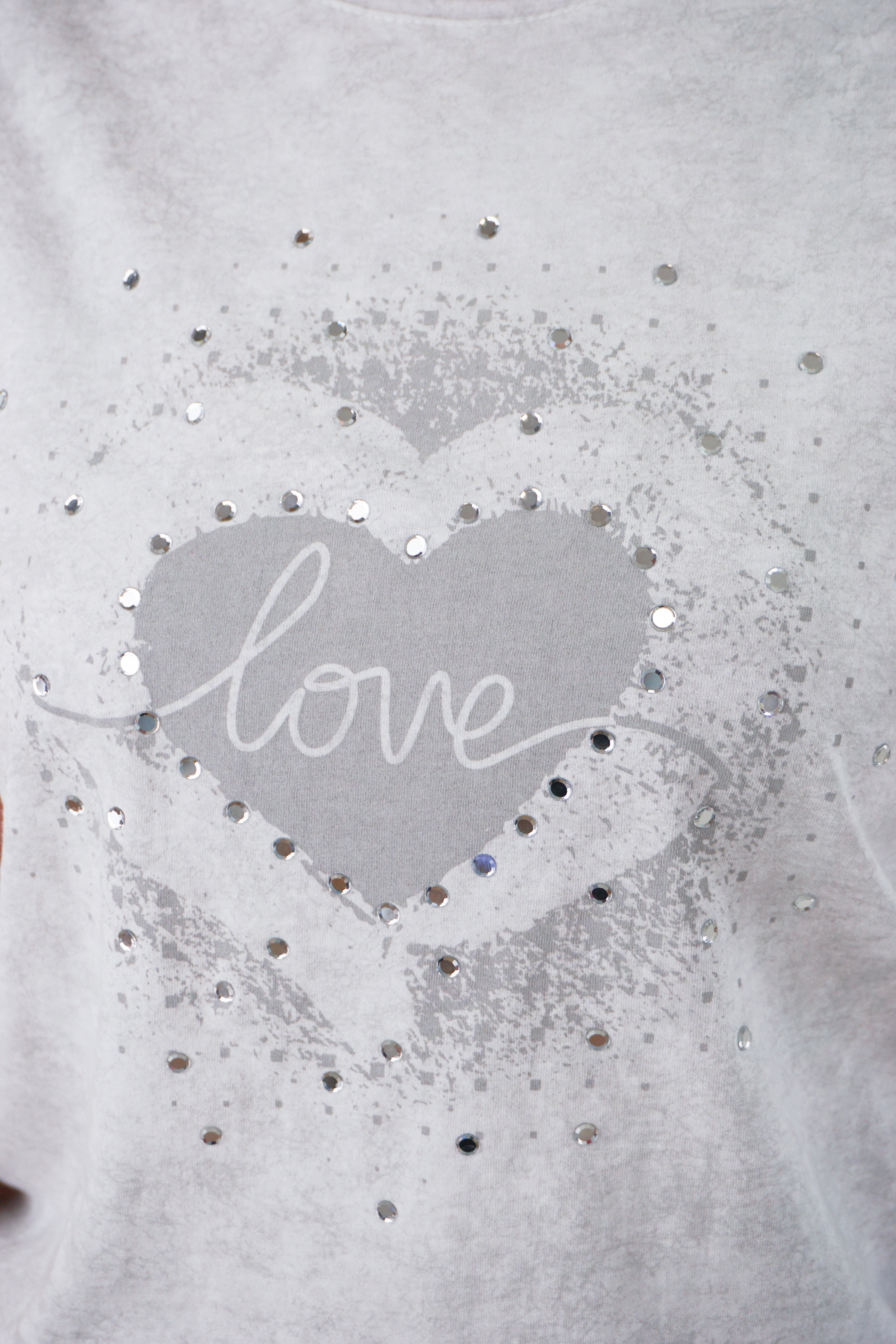 T-Shirt im marmoriertem Look "love"