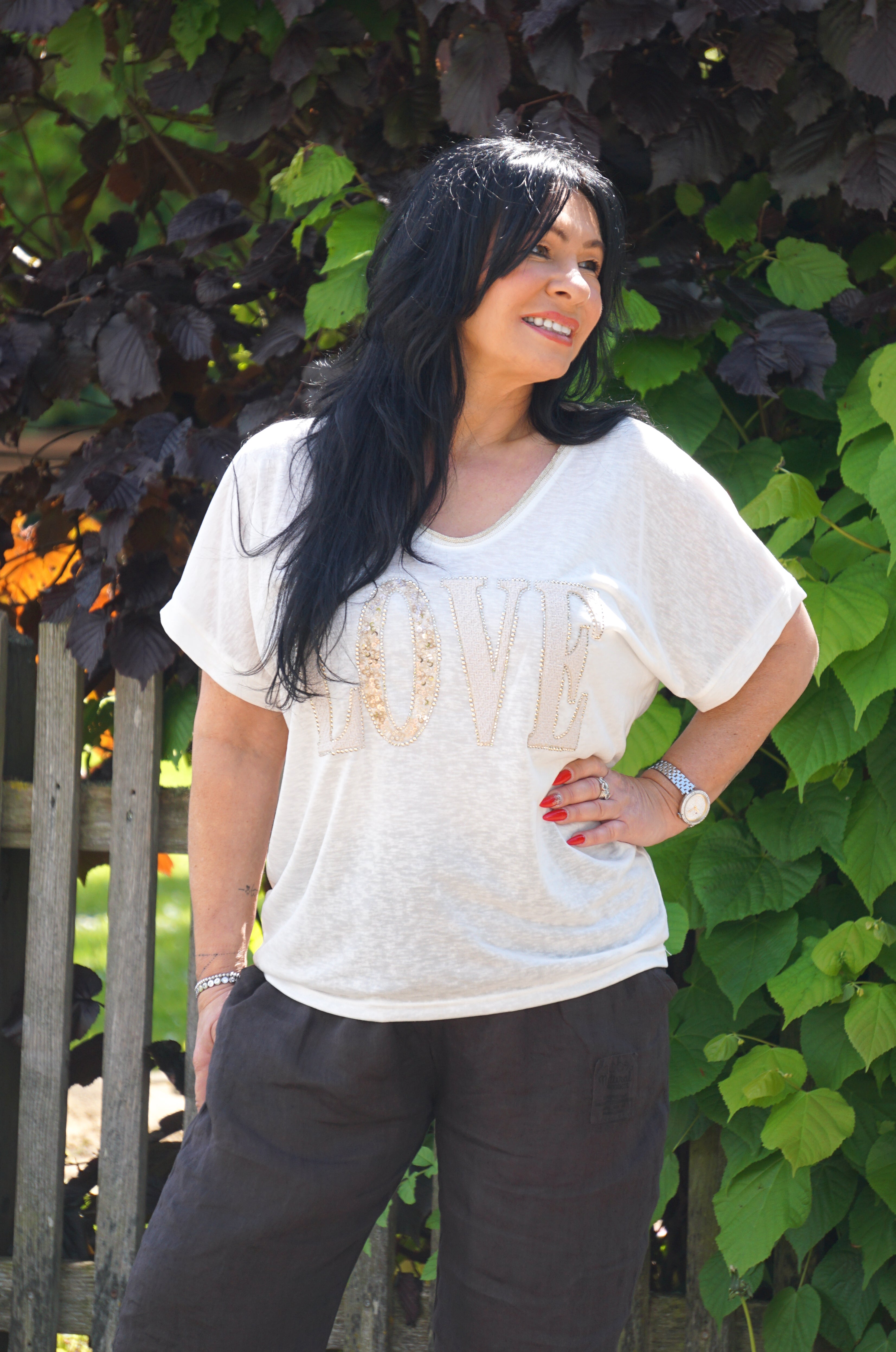 Leichtes Feinstrickshirt „LOVE“, Off white