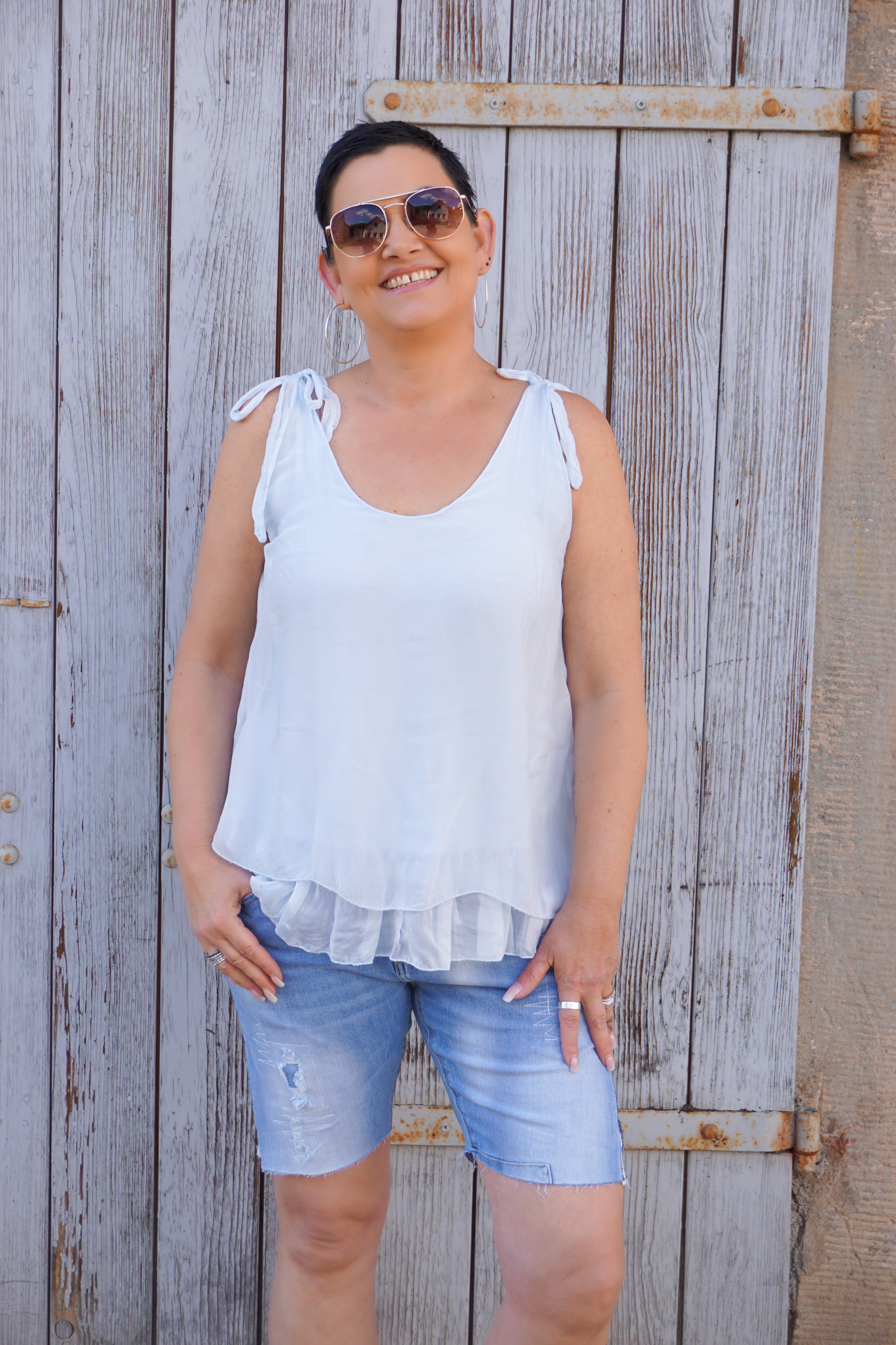 Sexy Woman Jeans Shorts "golden Flower"