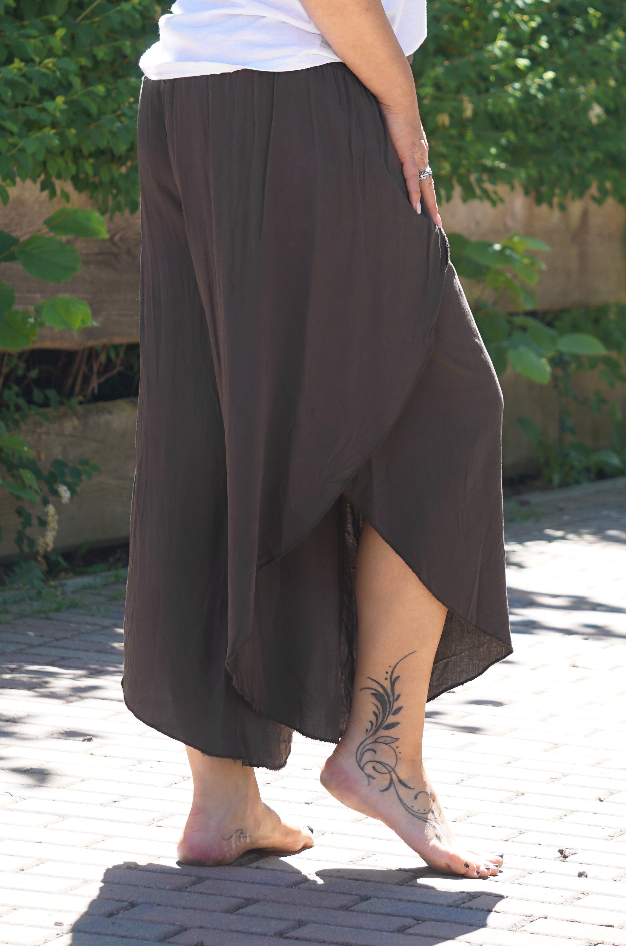 Verspielte Sommerhose, schokobraun
