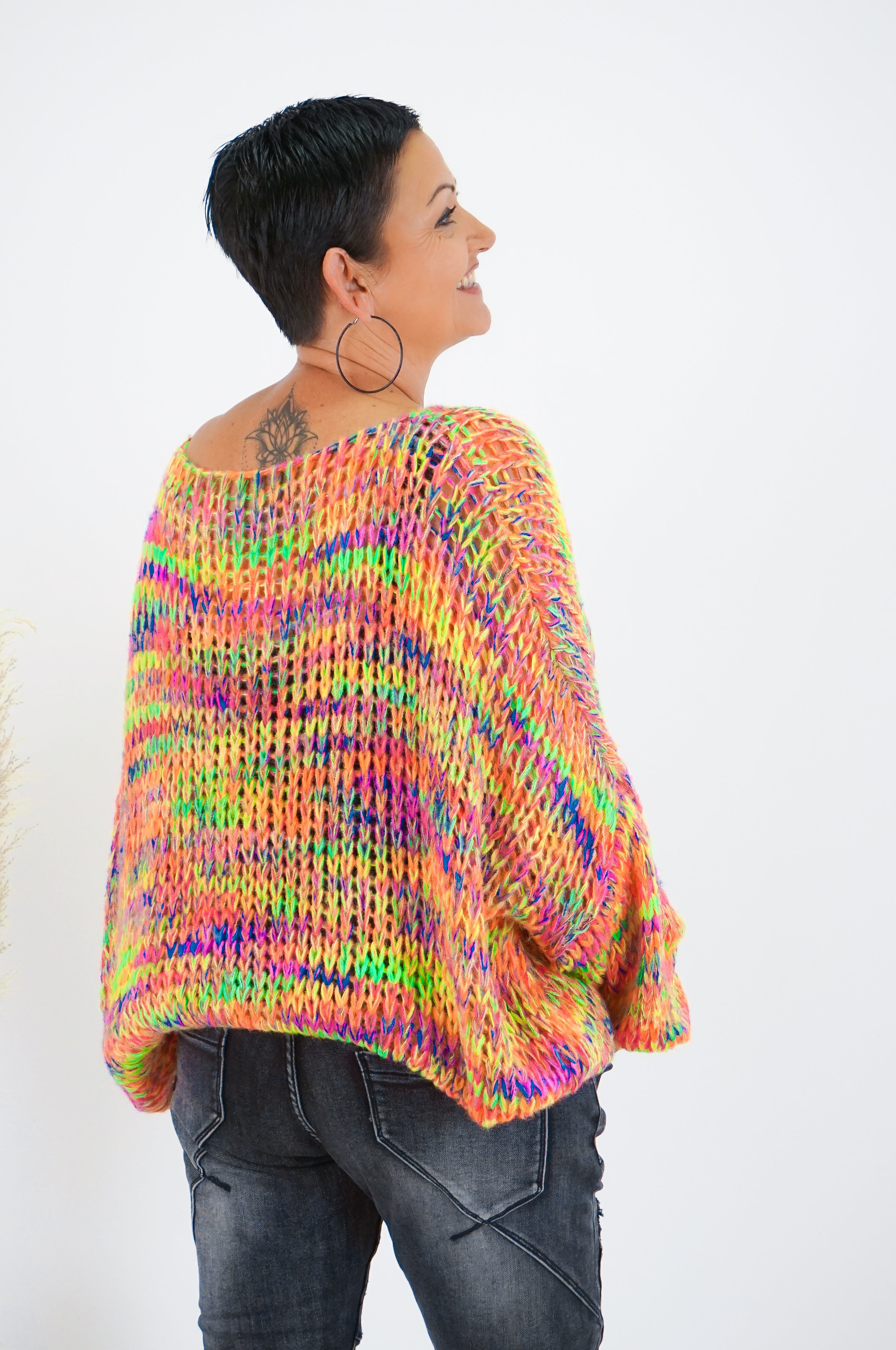 Grober Basic Strickpulli, Neon bunt