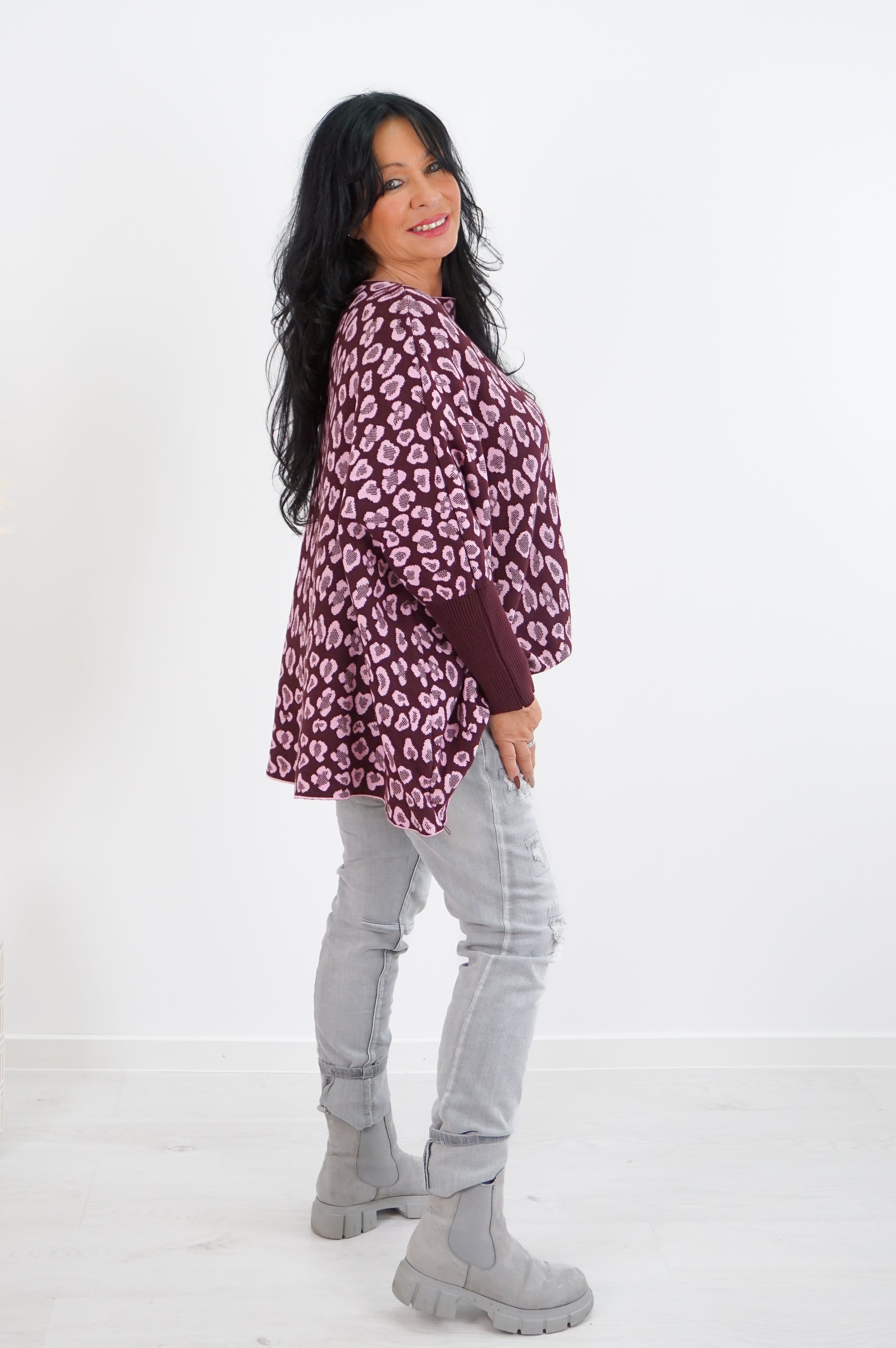 Weiter Feinstrickpulli "Leo", bordeaux/rosa