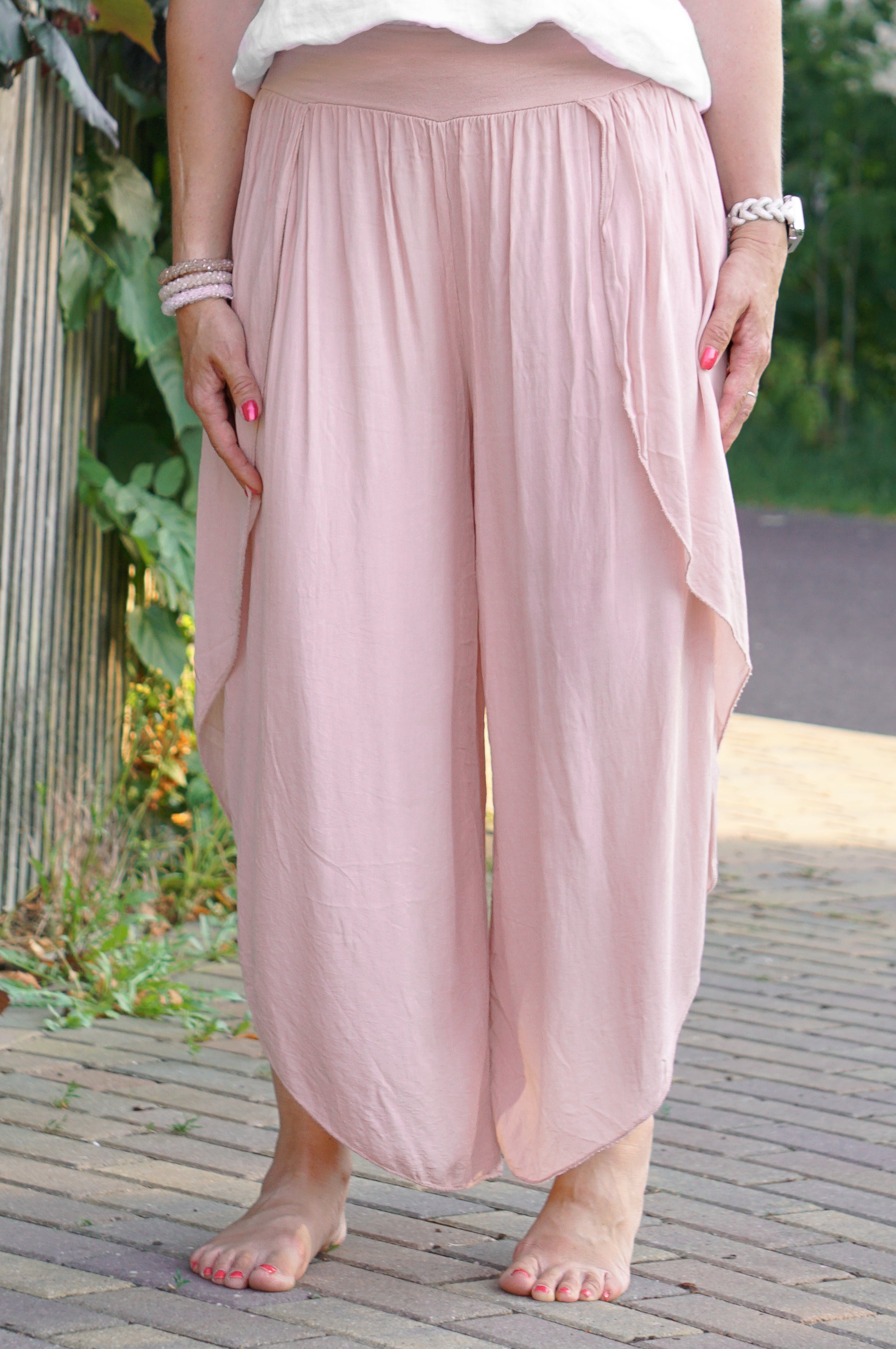 Verspielte Sommerhose, rose