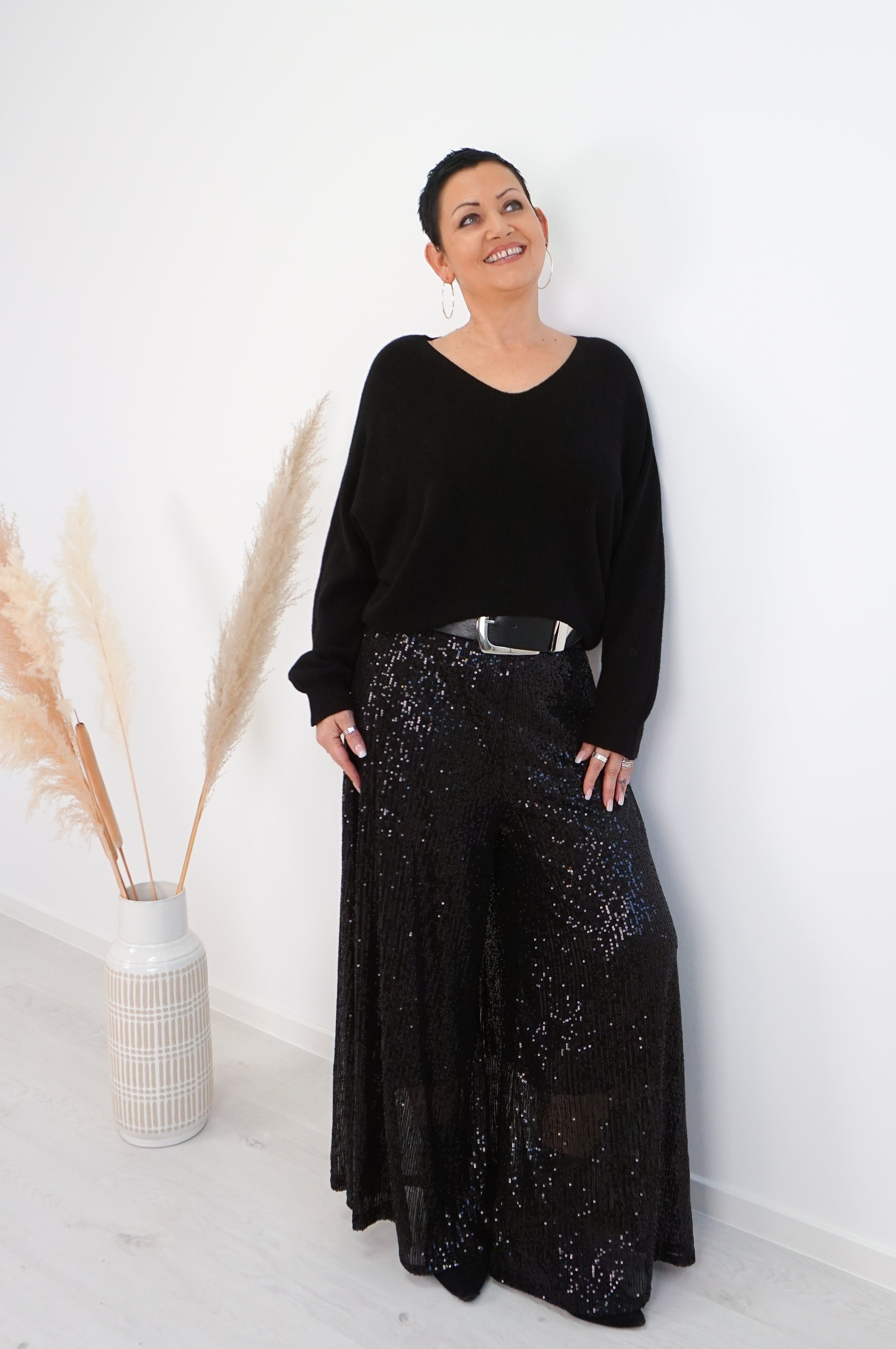 Culottes mit Paillietten, schwarz
