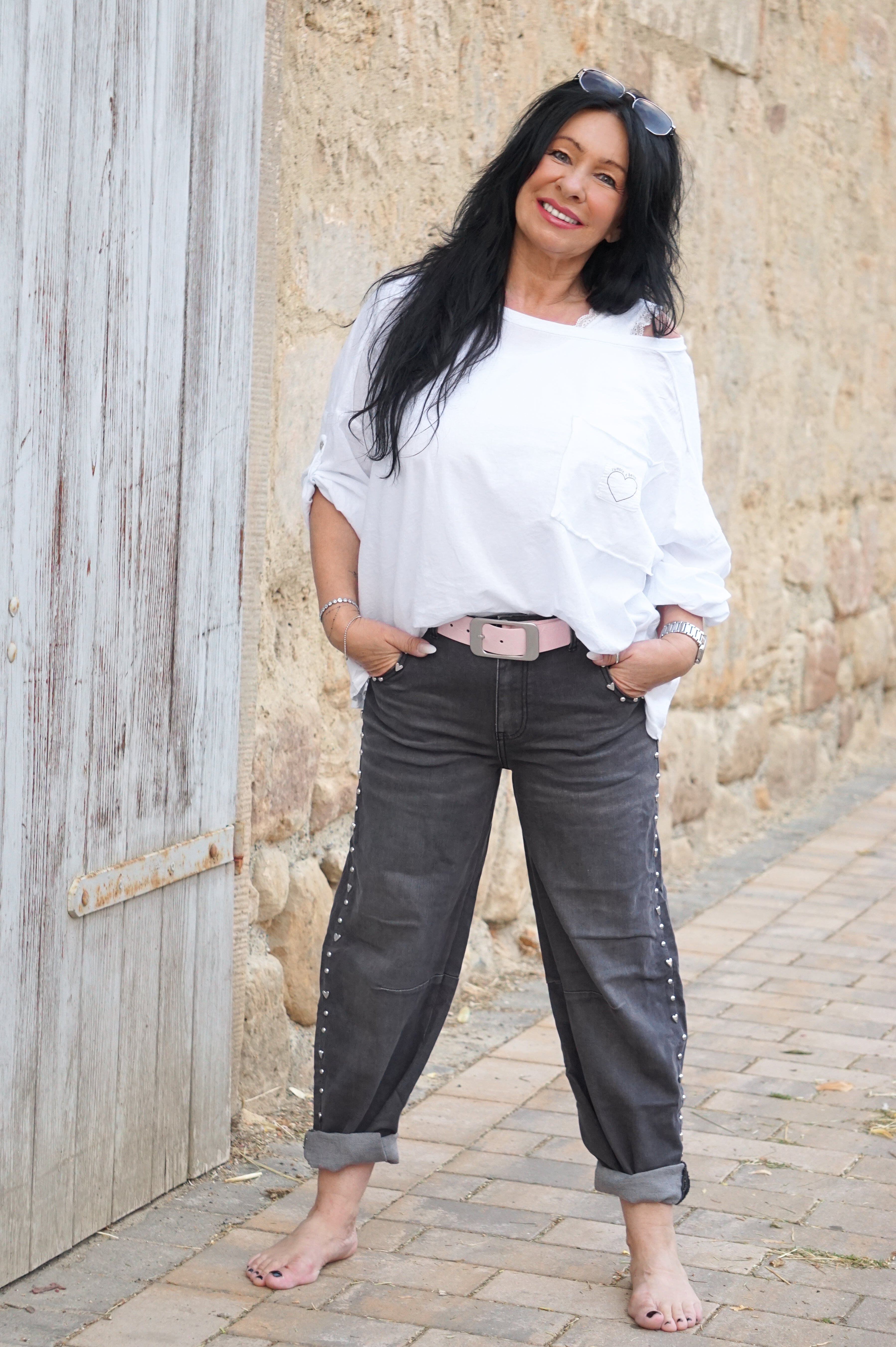 Sexy Woman Barrel Jeans mit Nieten, grau