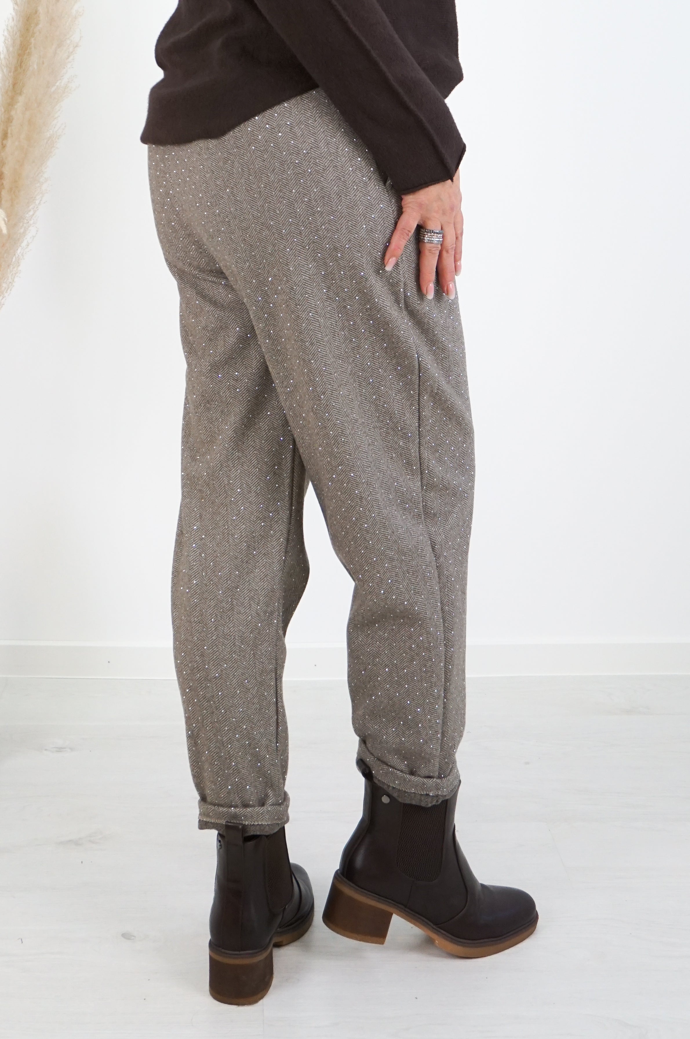 Weiche Stoffhose mit Muster „sparkle“, beige