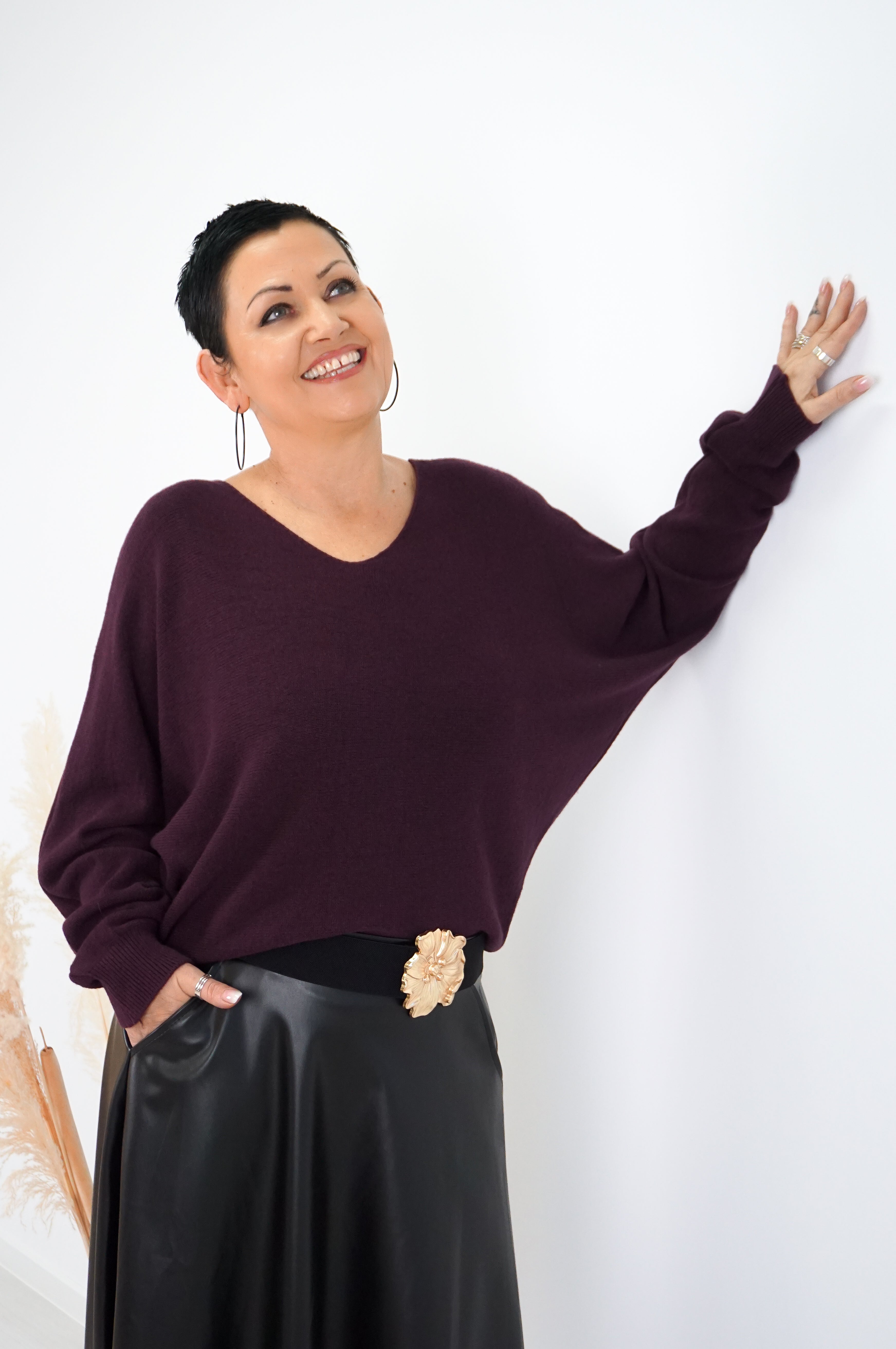 Feinstrickpulli mit Fledermausärmeln, pflaume