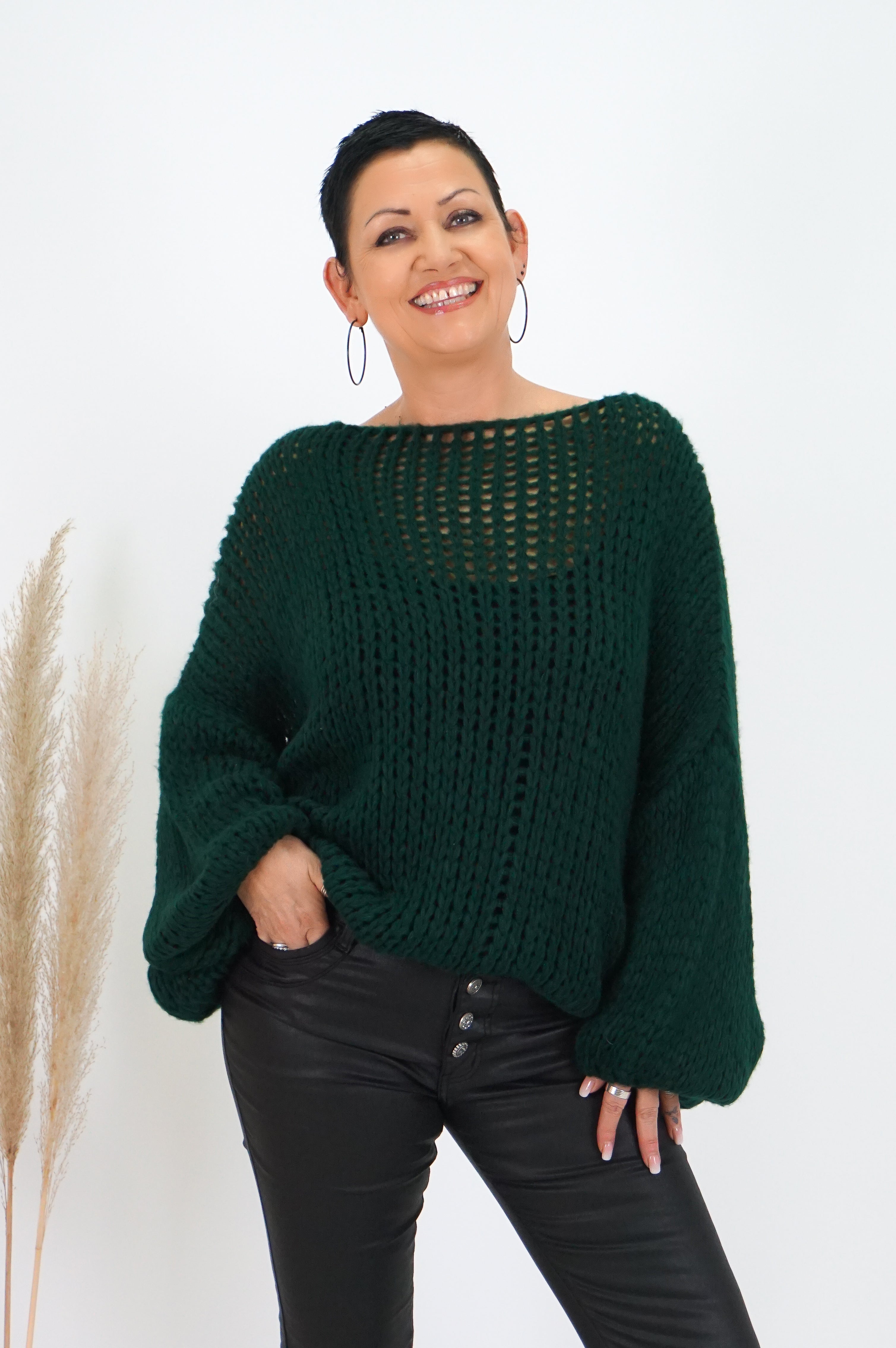 Grober Basic Strickpulli, tannengrün