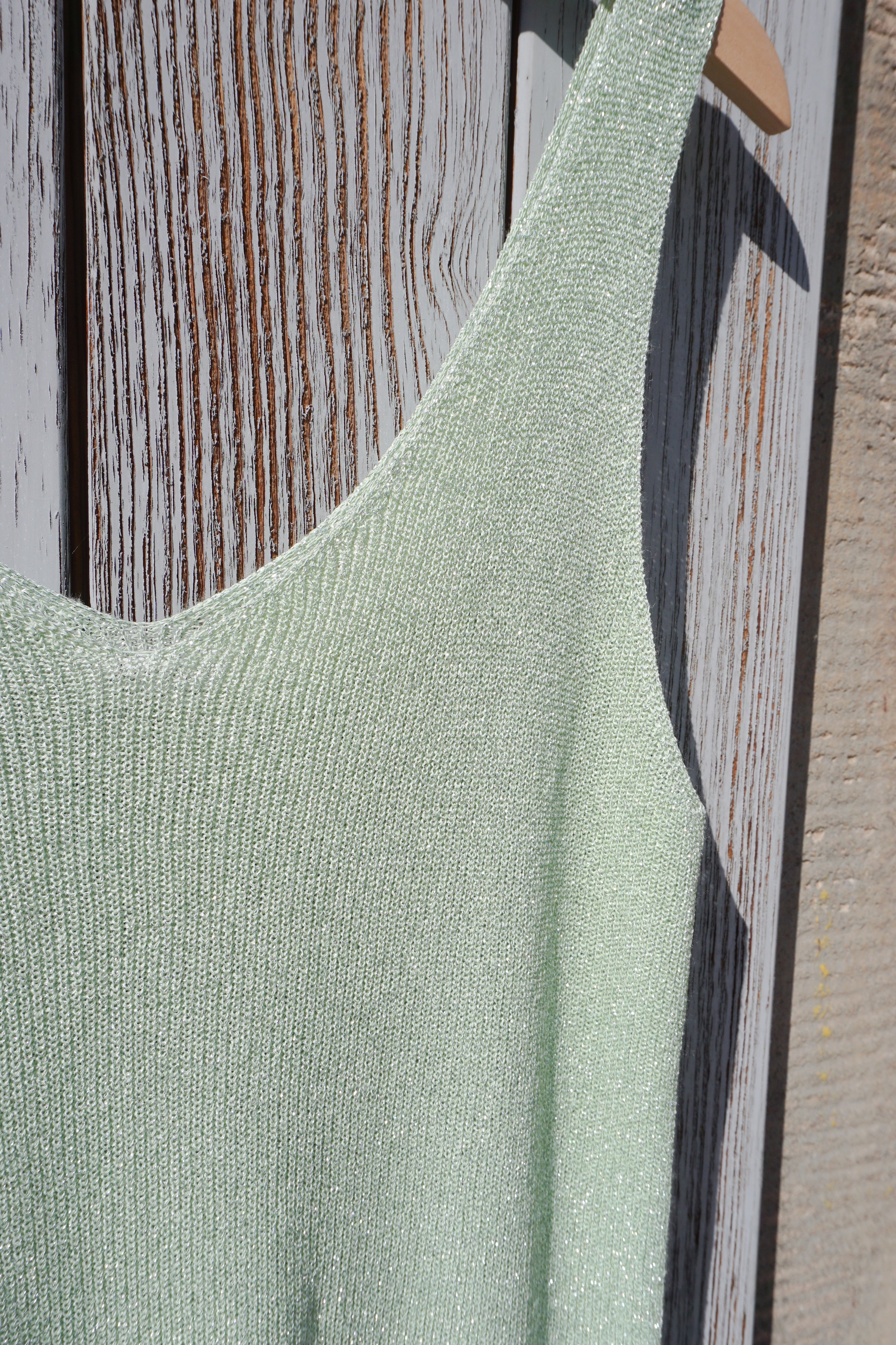 Top "sparkle" mit breiten Trägern, pastellgrün