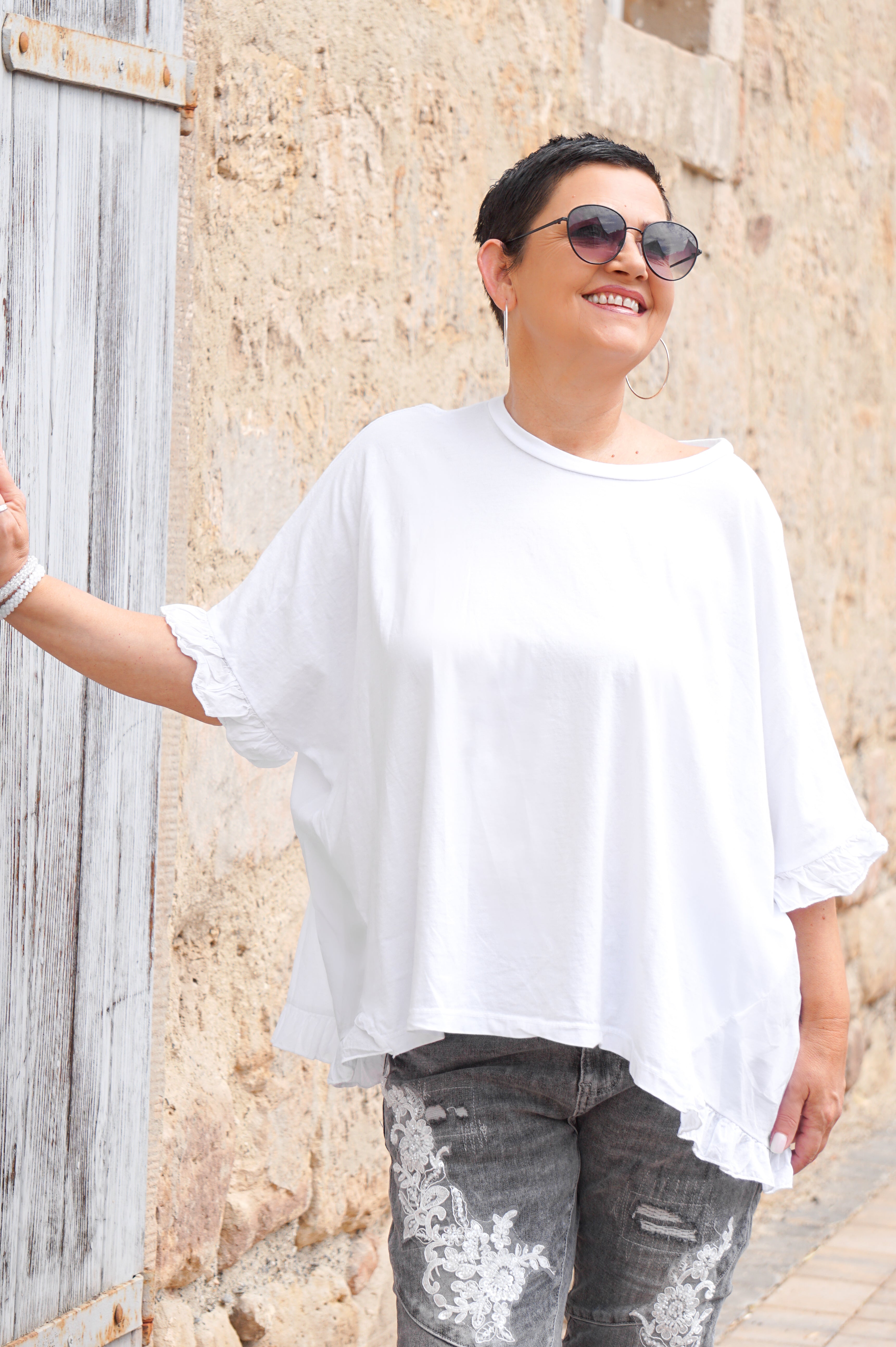 Kurzarm Blusenshirt mit Rüschen, weiß