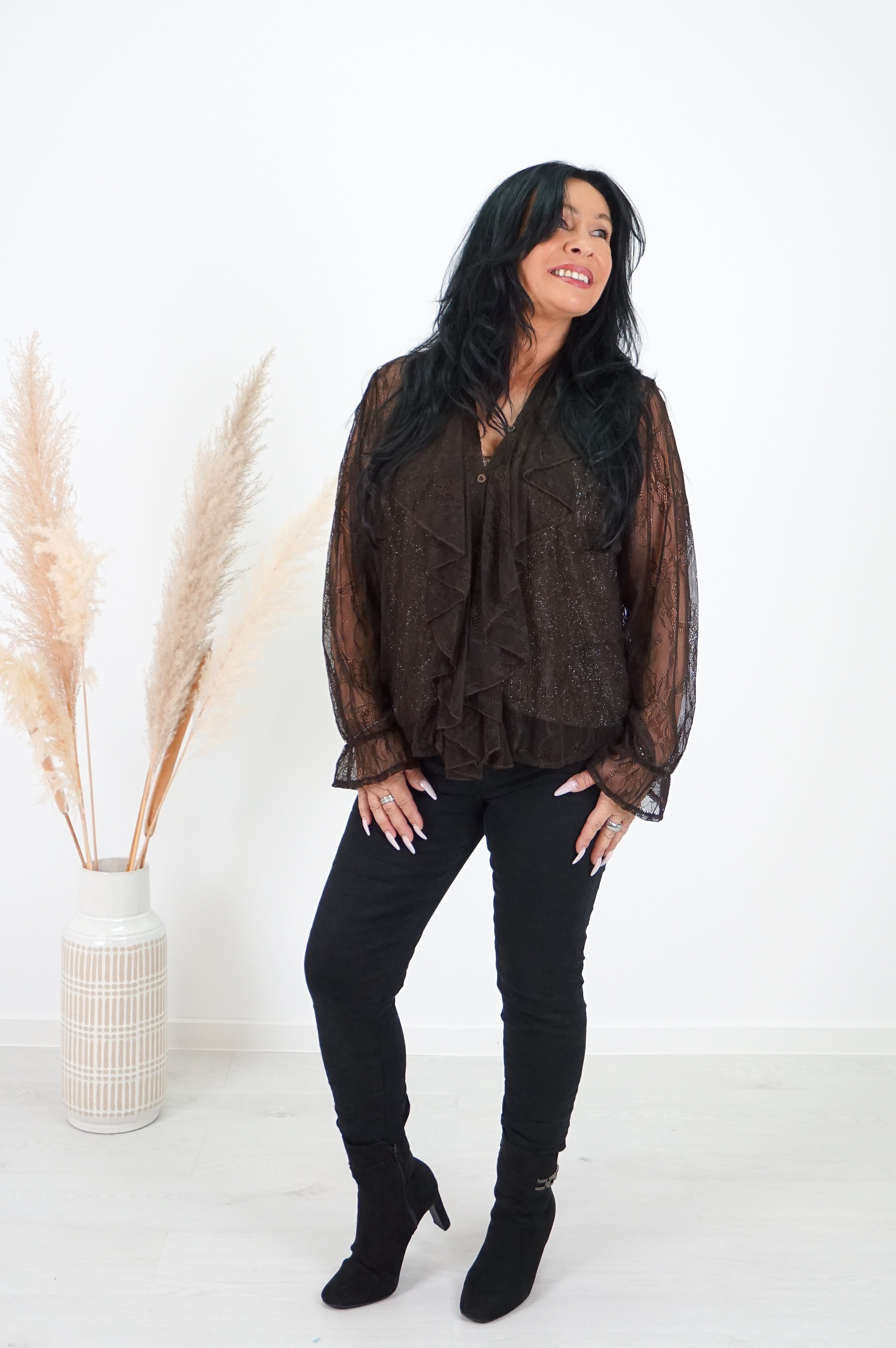 Spitzenbluse mit Volants, schokobraun