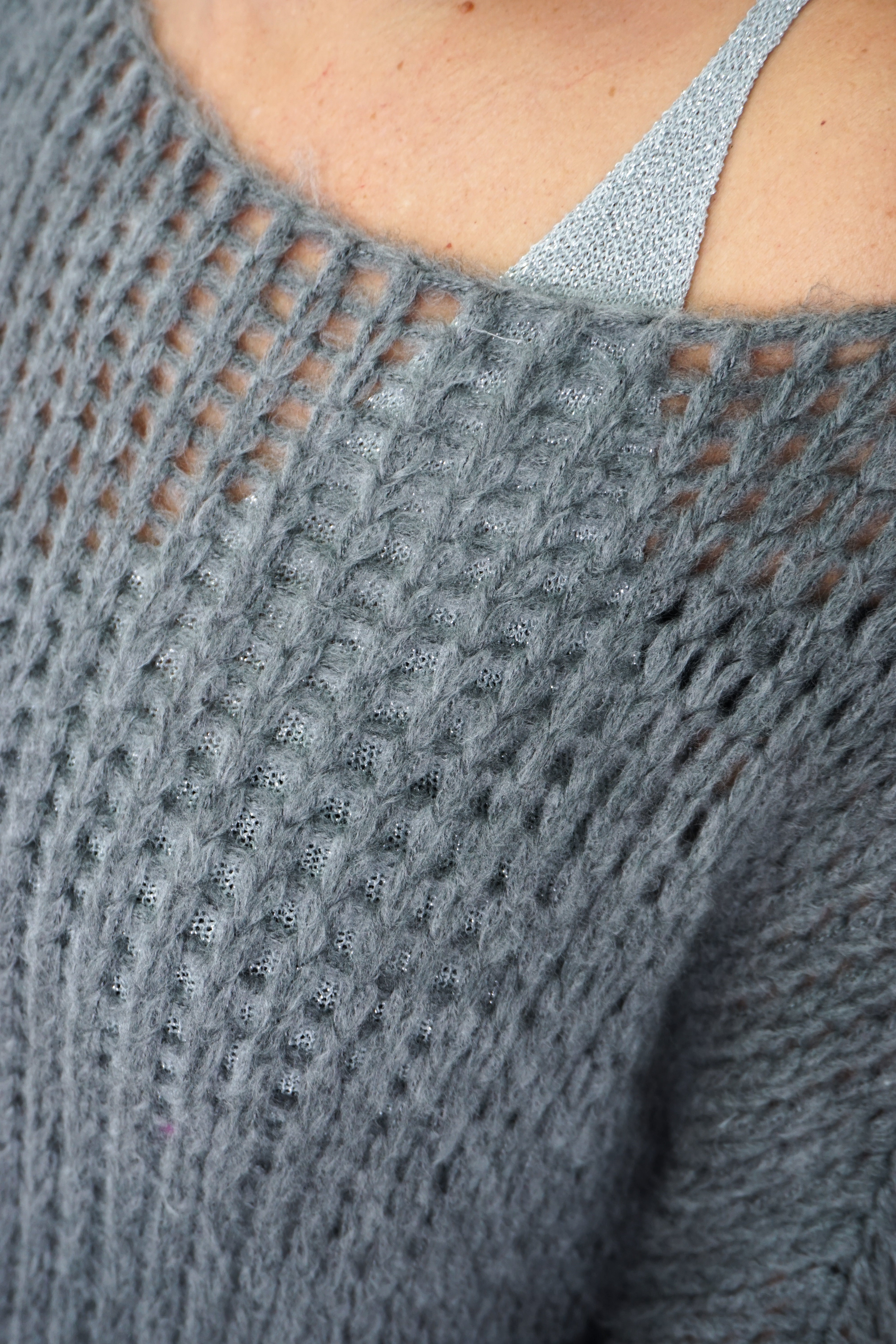 Grober Basic Strickpulli, grau