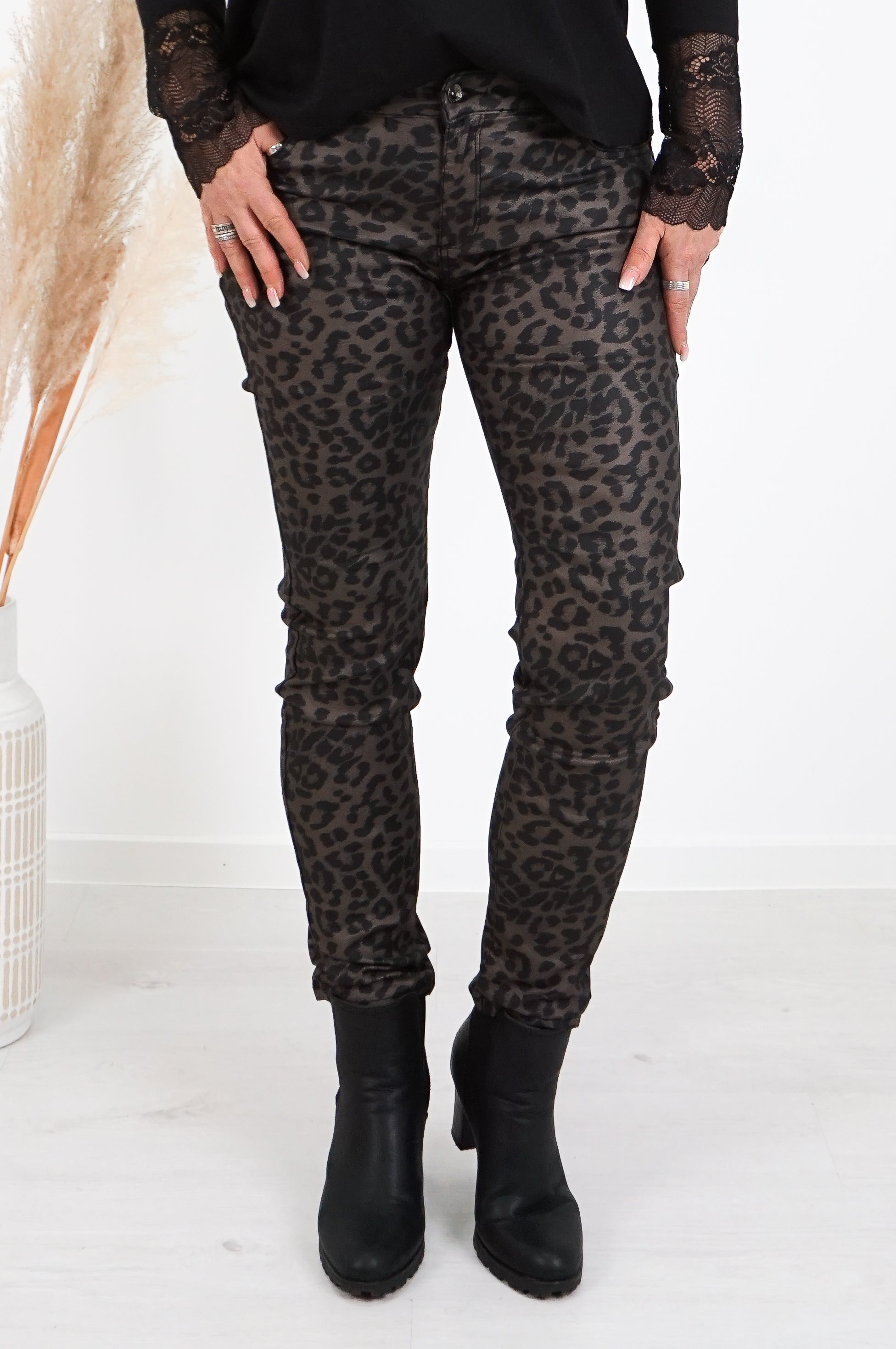 Zac & Zoe Lederimitat Hose mit Leo Print, Bronze