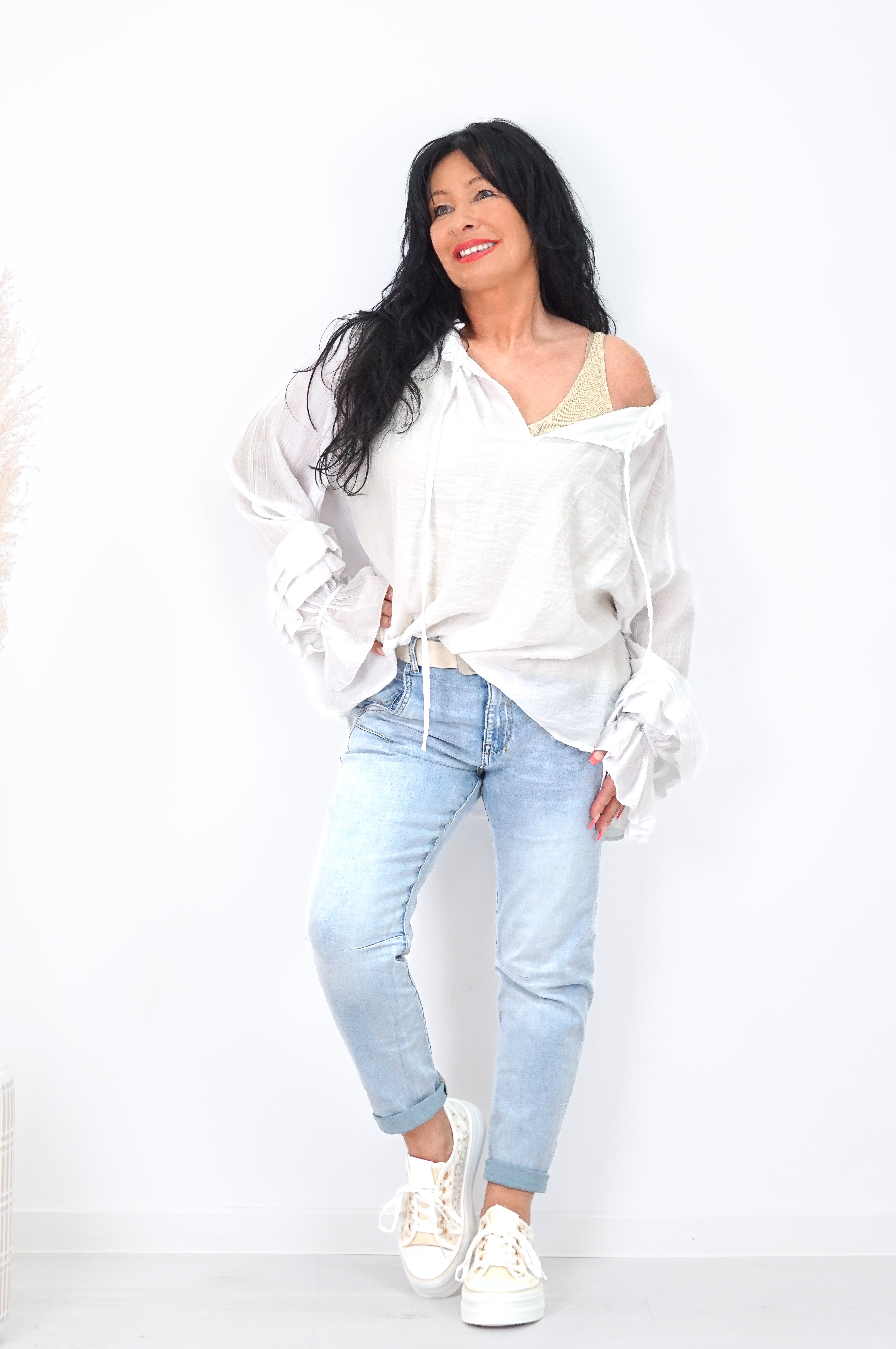 Leichte Bluse mit weiten Ärmeln, weiß