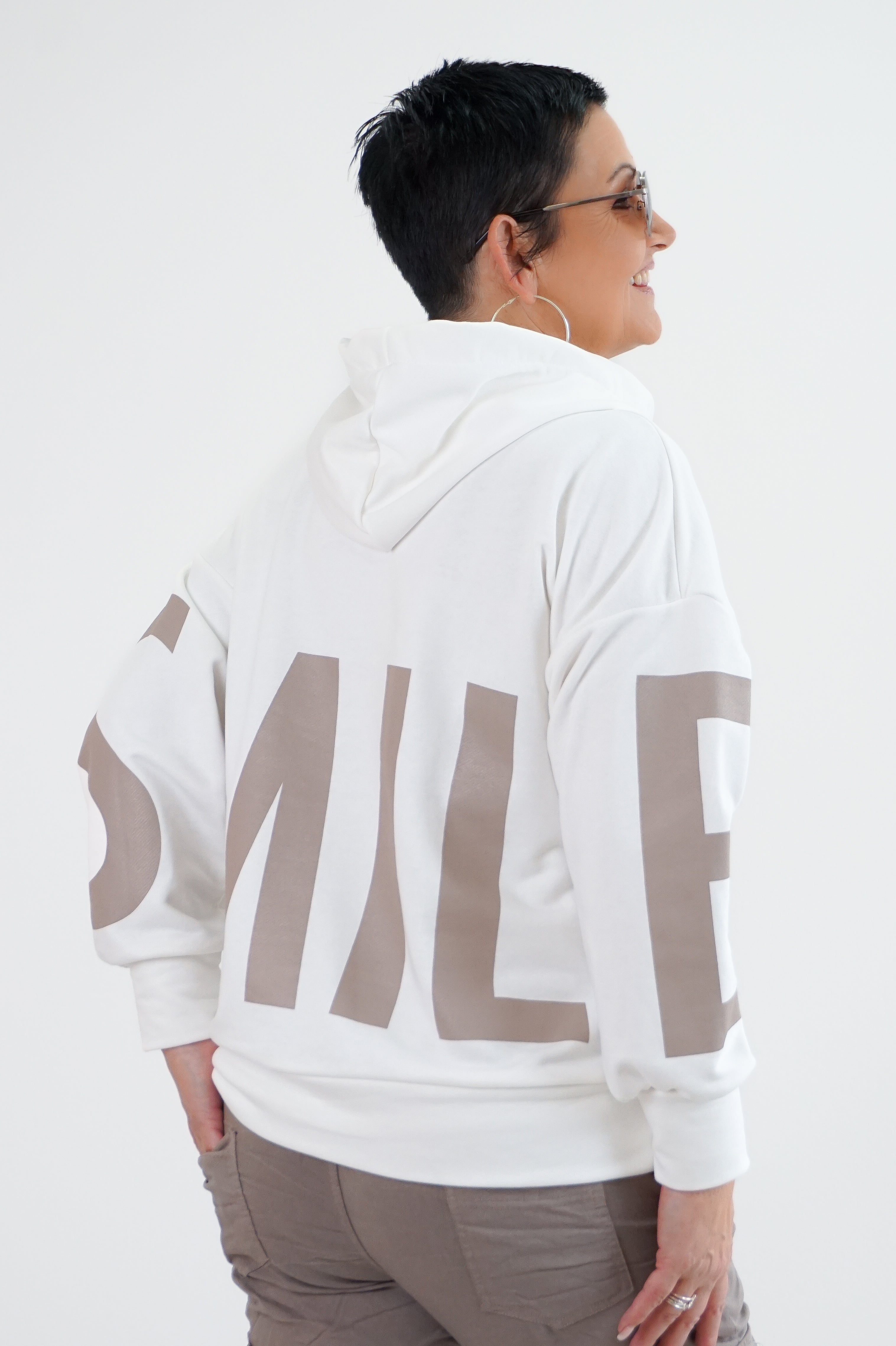 Hoodie "SMILE", off white/taupe