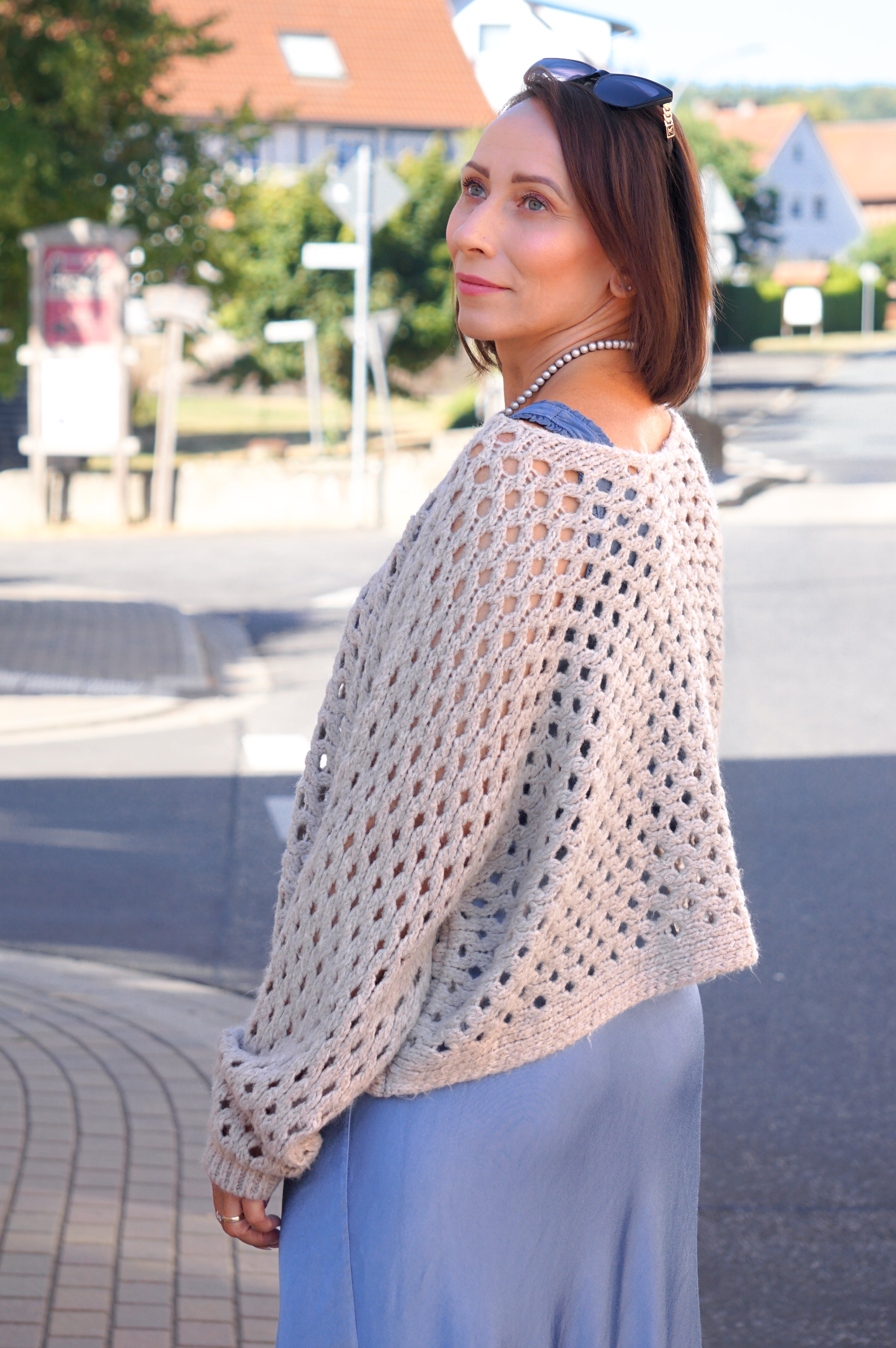 Lochstrickpulli, taupe