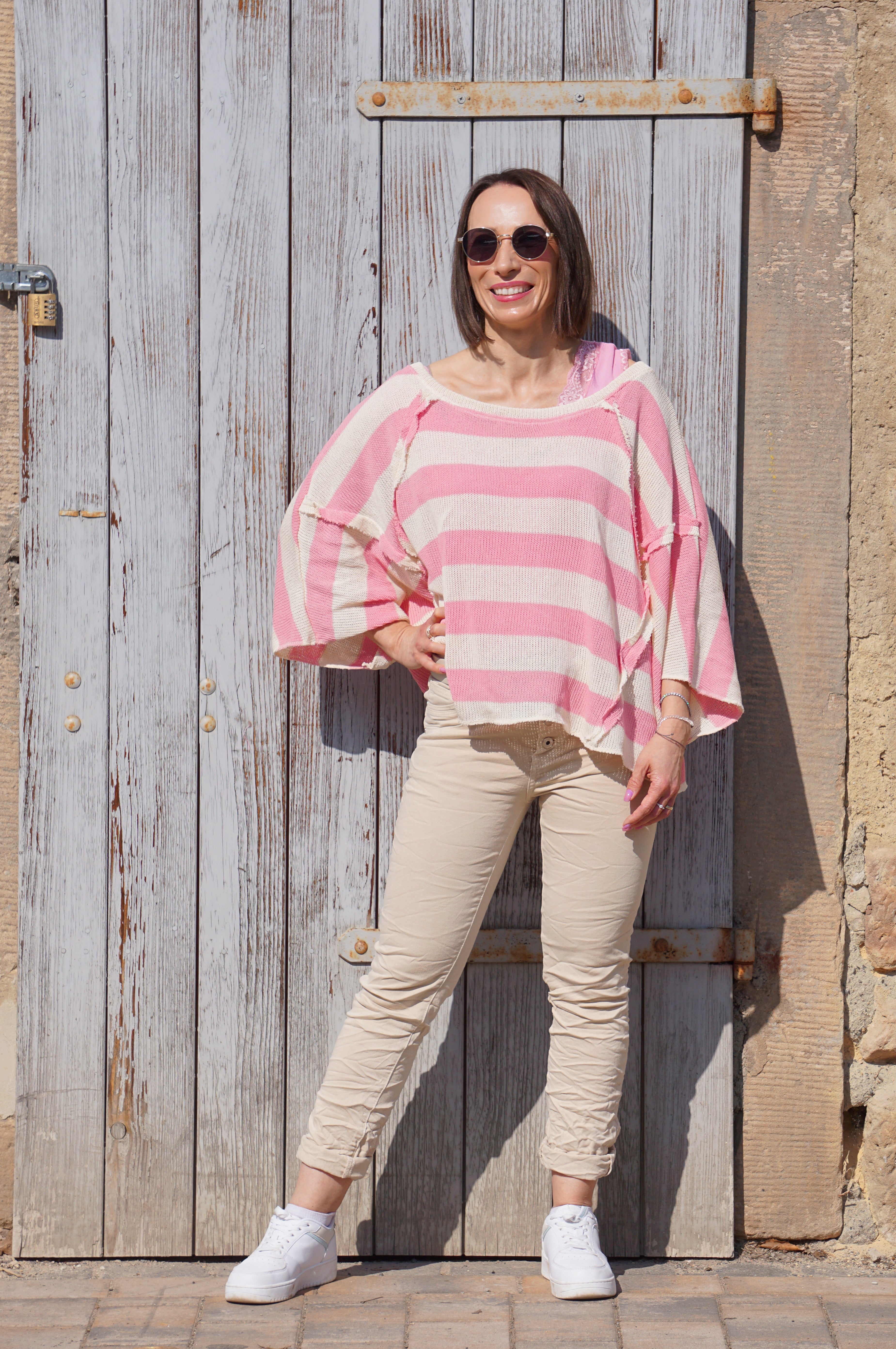 Gestreiftes kurzarm Häkelshirt „summer“, rosa/hellbeige