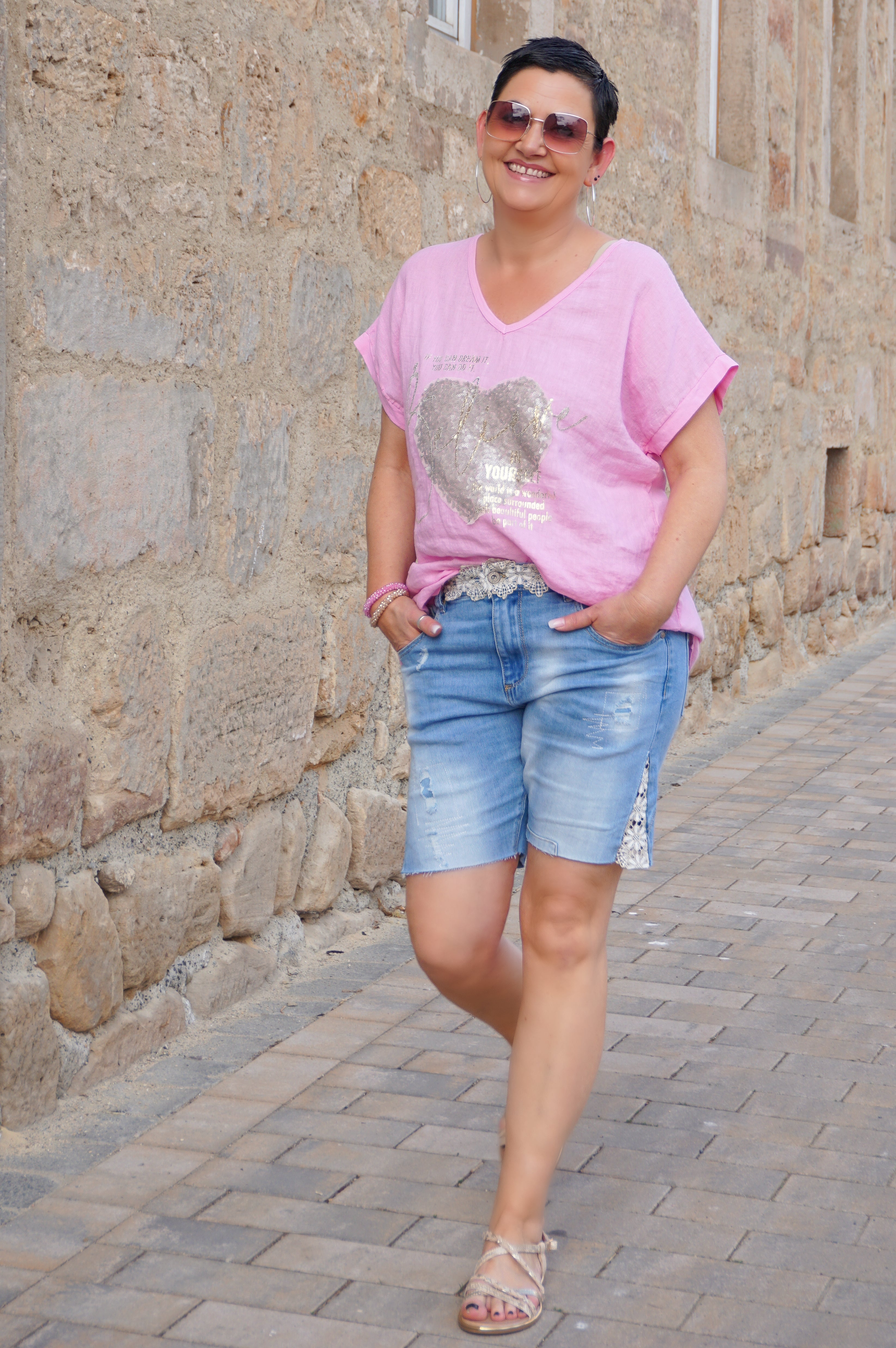 Sexy Woman Jeans Shorts "golden Flower"