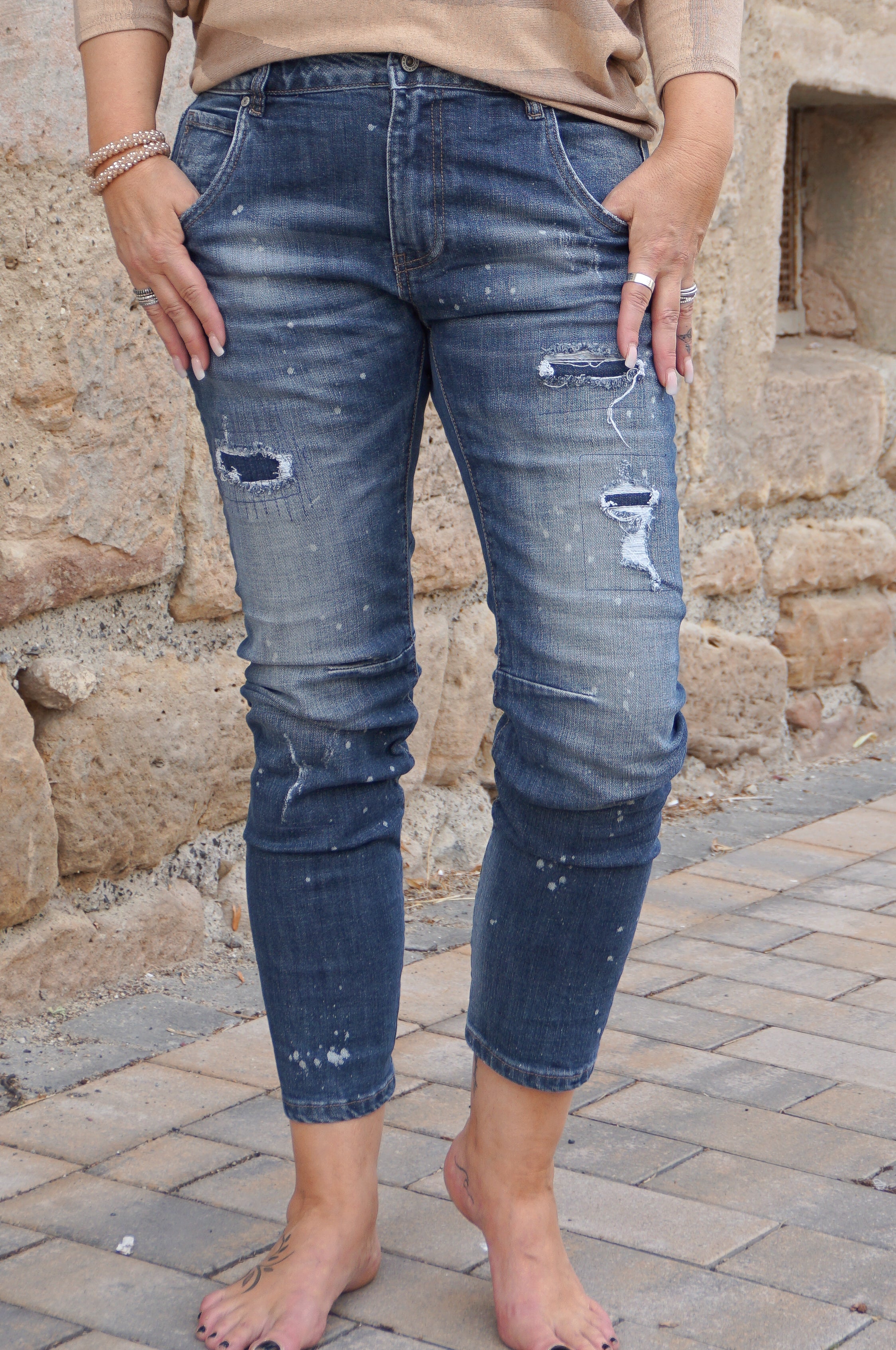 Sexy Woman Jeans im used Look