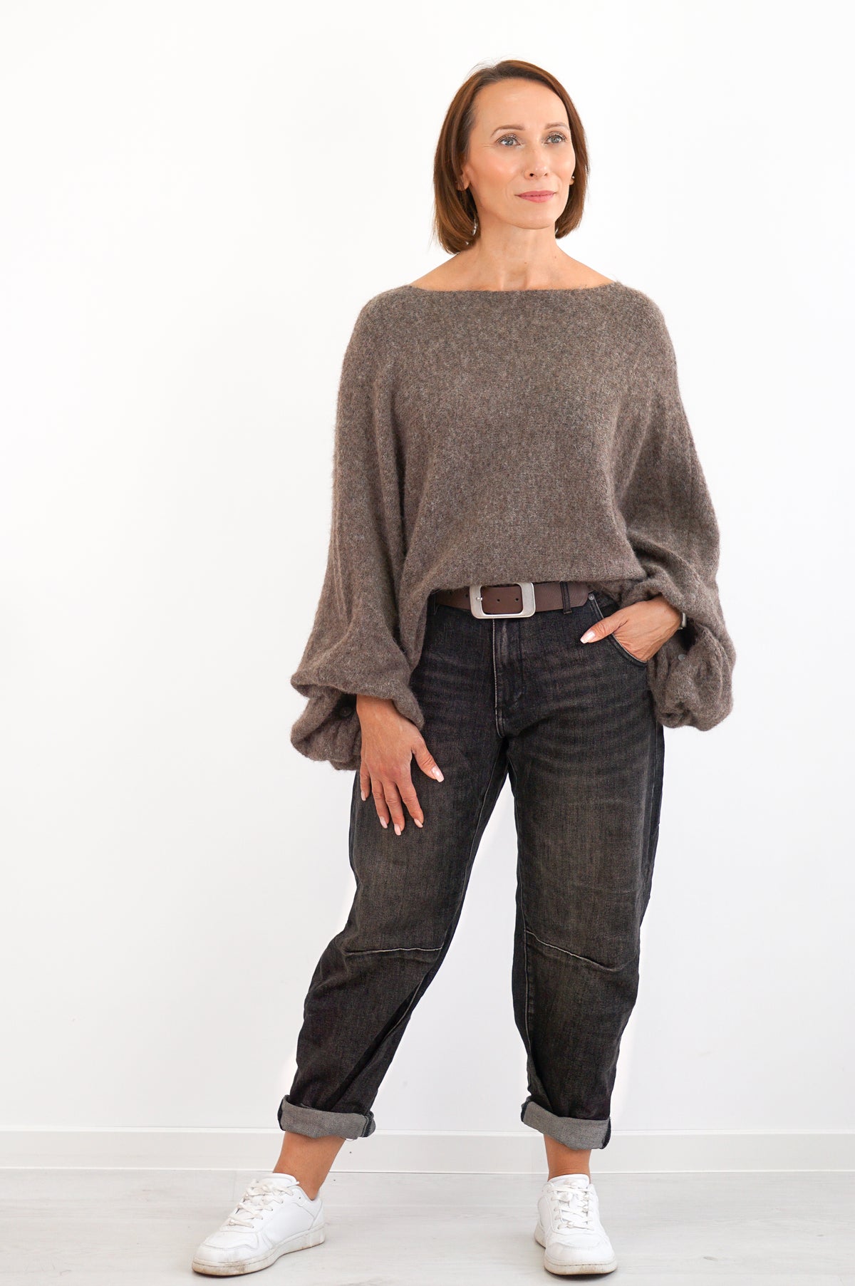 Sexy Woman Barrel Jeans