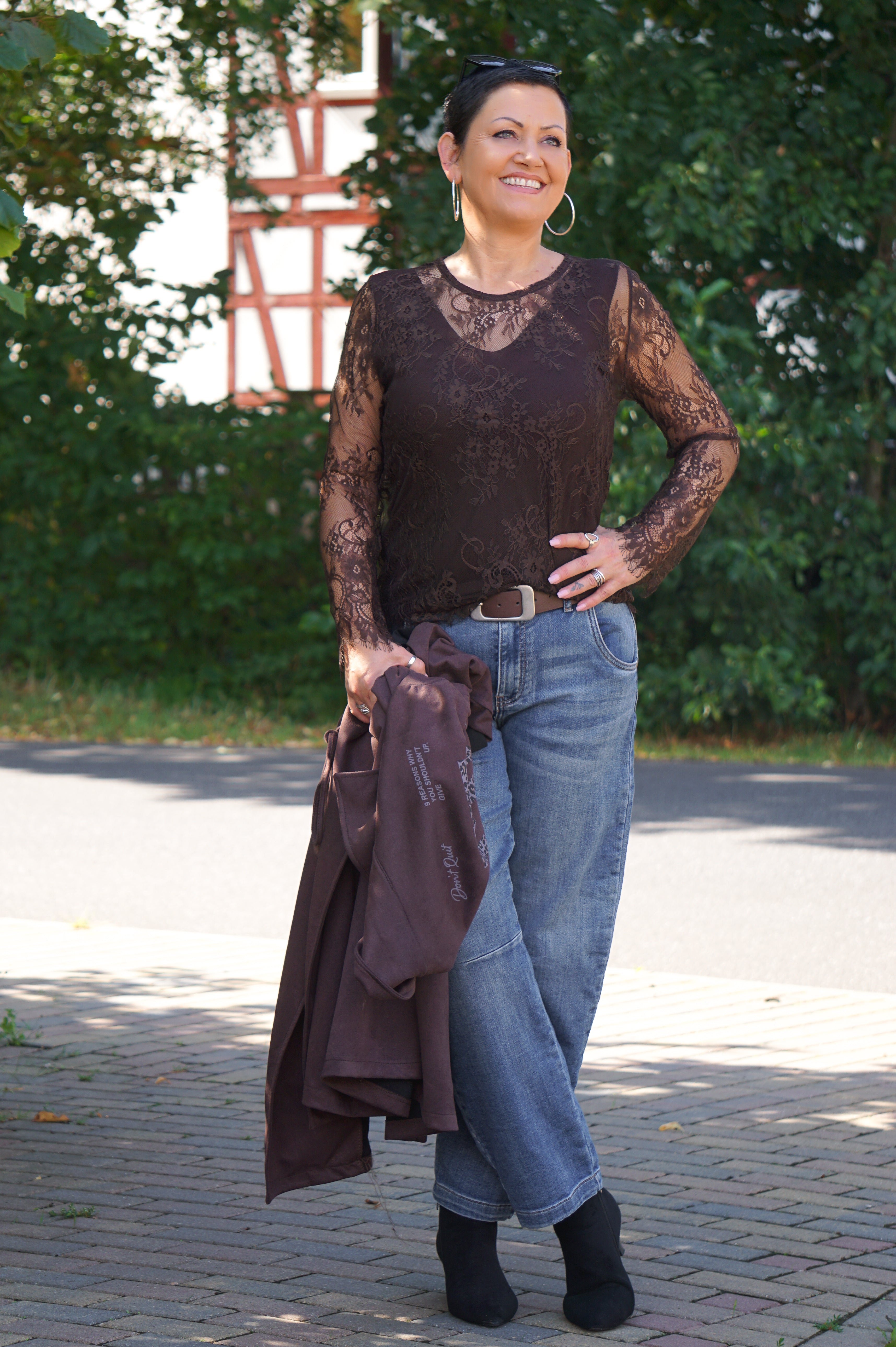 Spitzenshirt, schokobraun