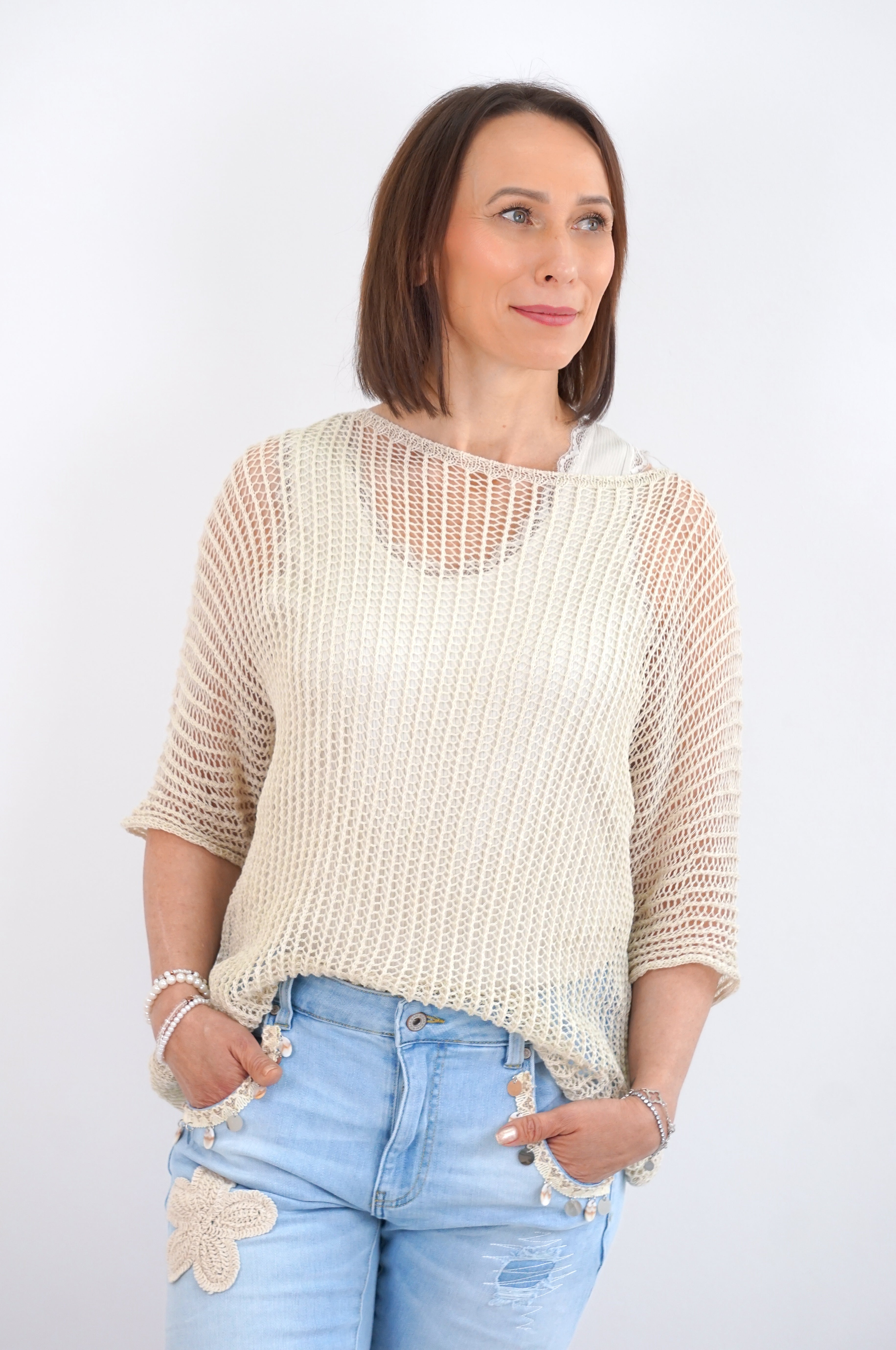 Feinmaschiges kurzarm Häkelshirt, beige