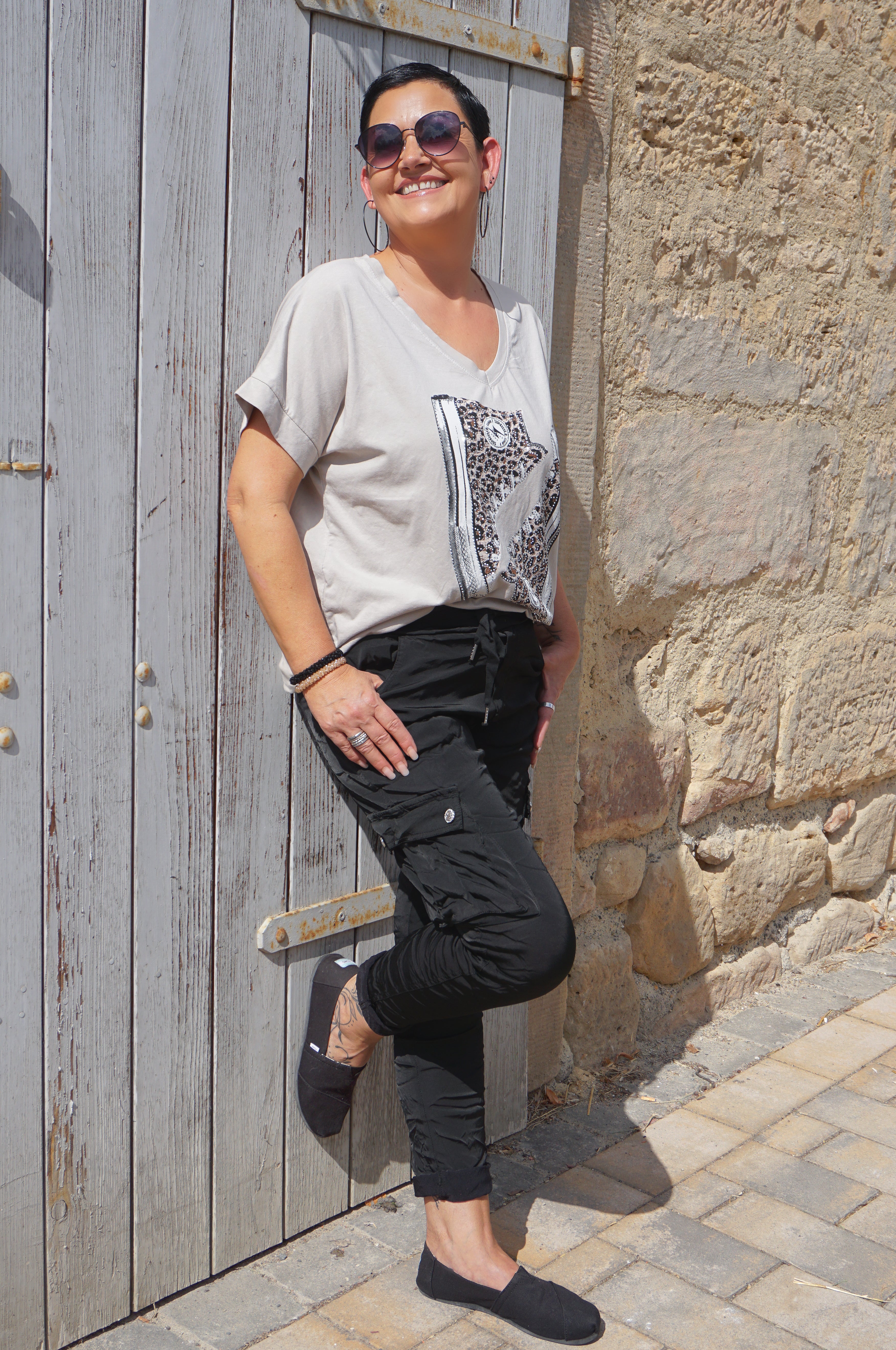 Cargo Jogpant im Satin Look, schwarz