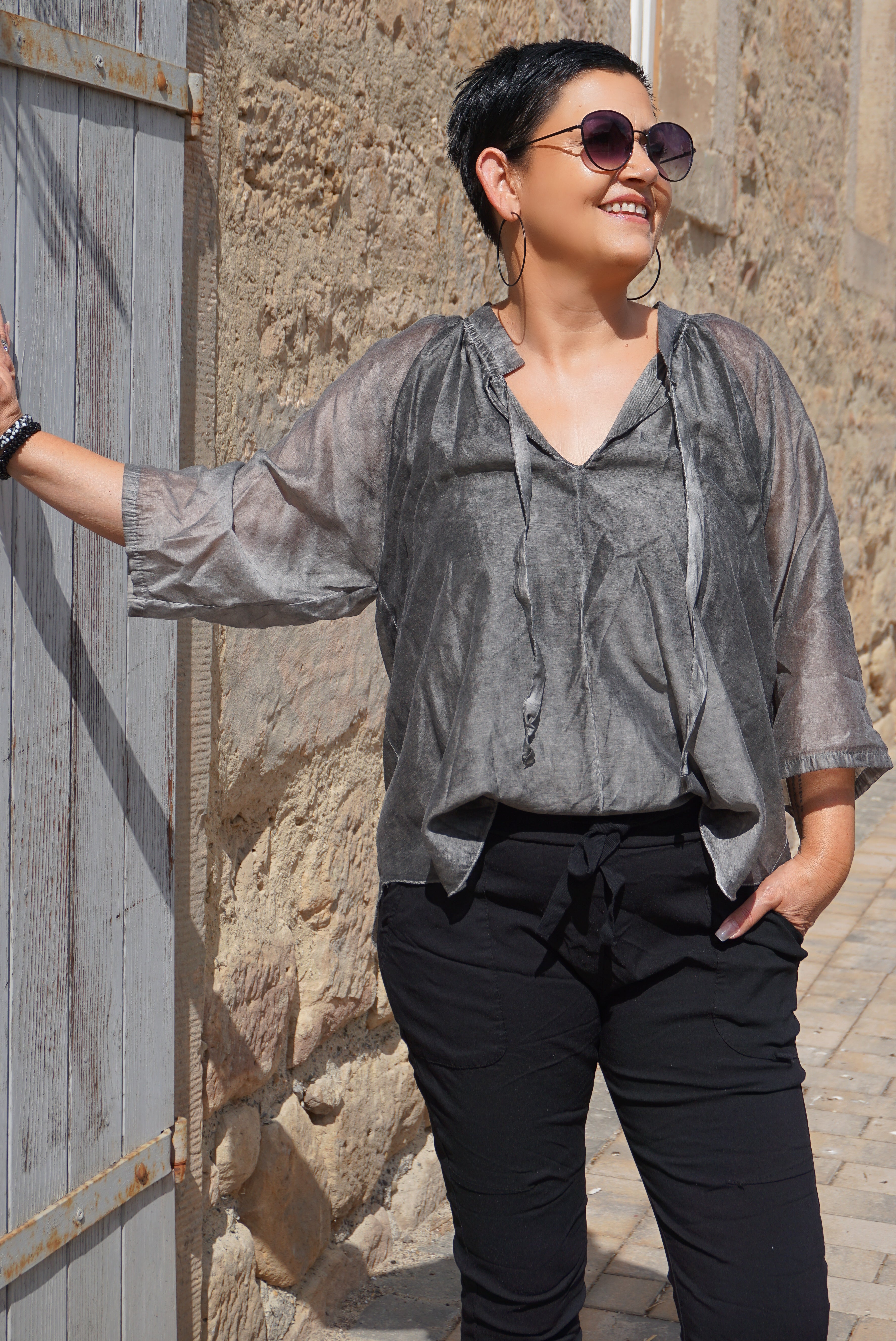 Bluse im Seiden Look, grau