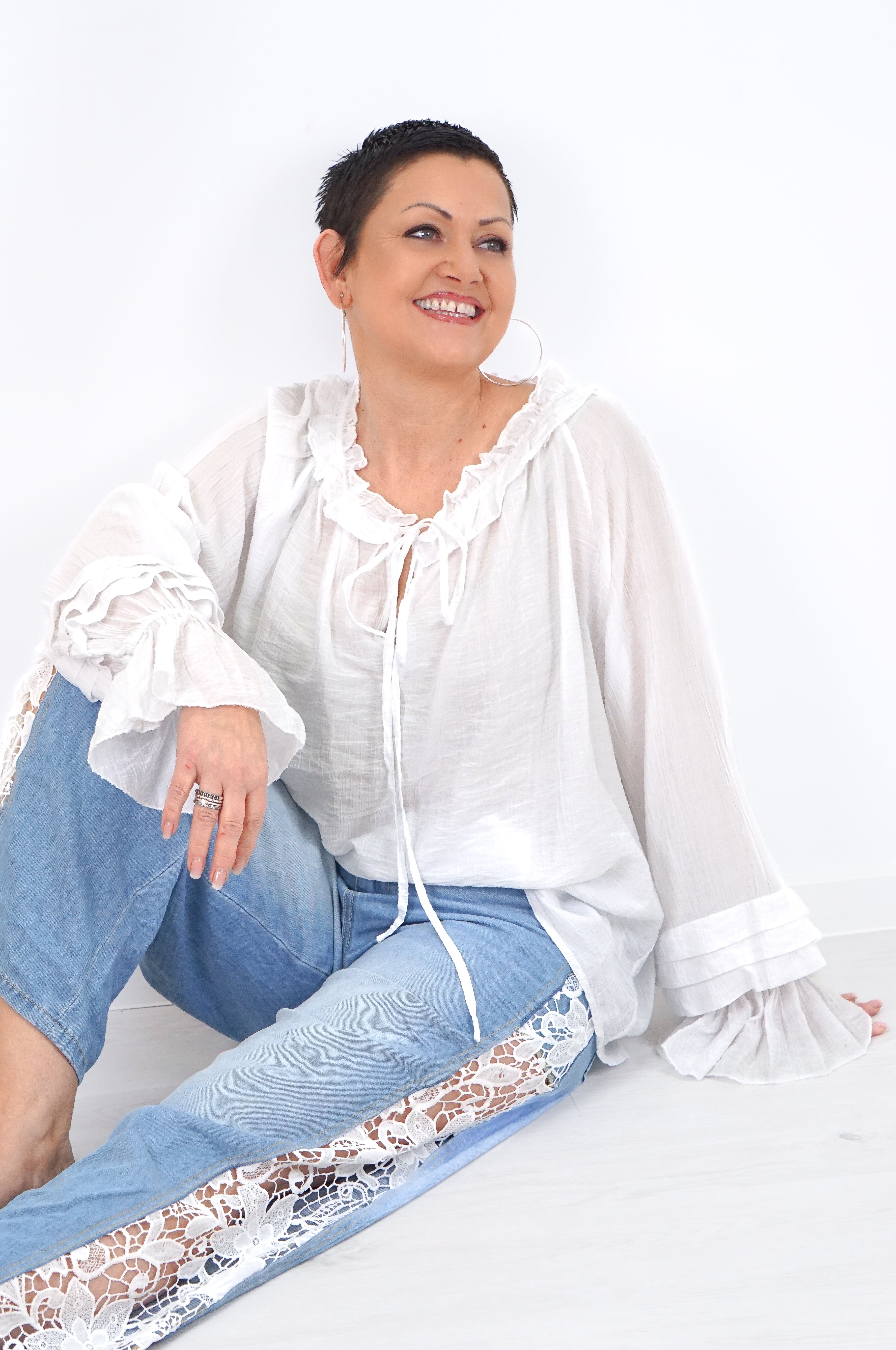 Leichte Bluse mit weiten Ärmeln, weiß