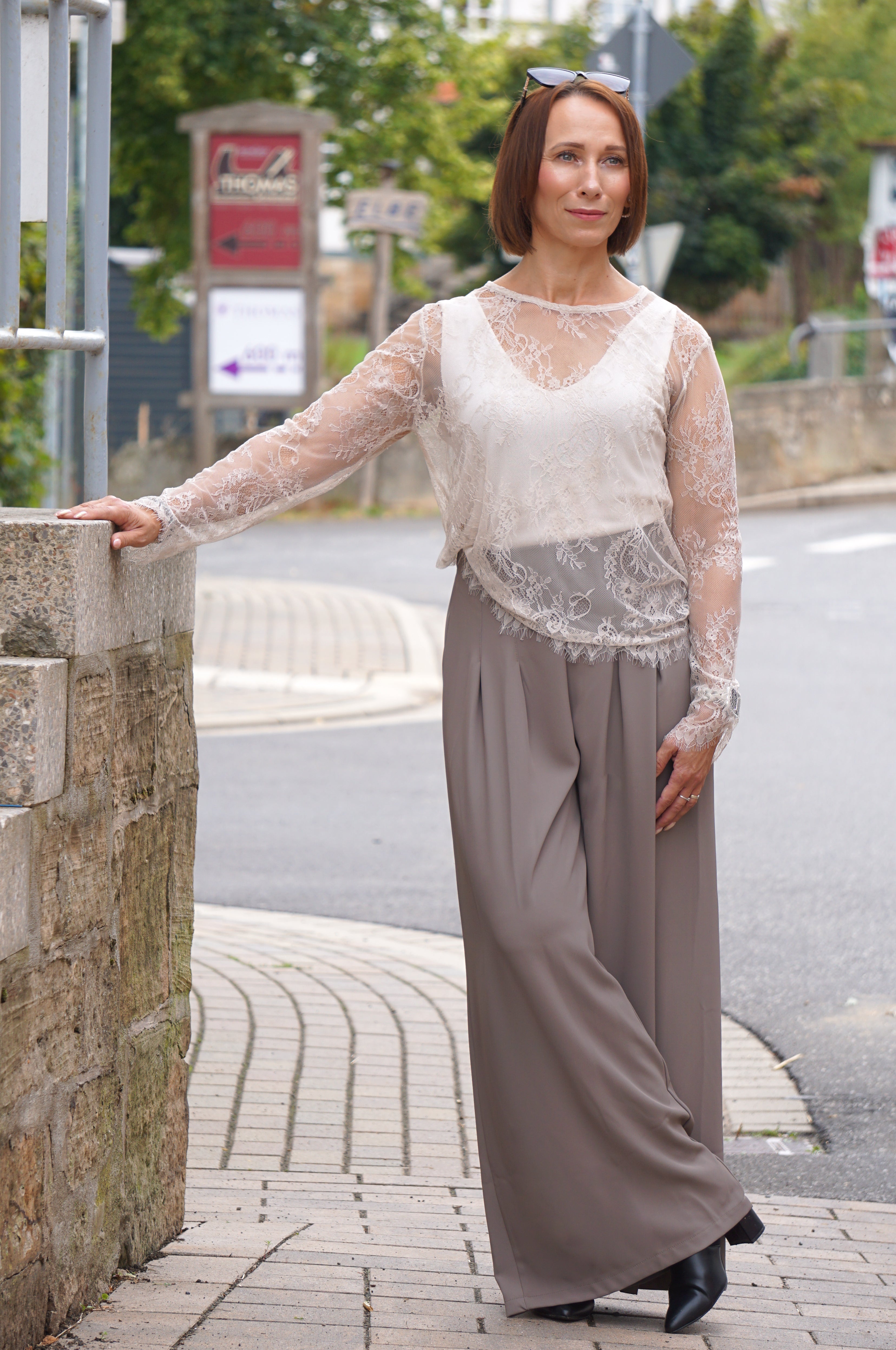 Spitzenshirt, beige