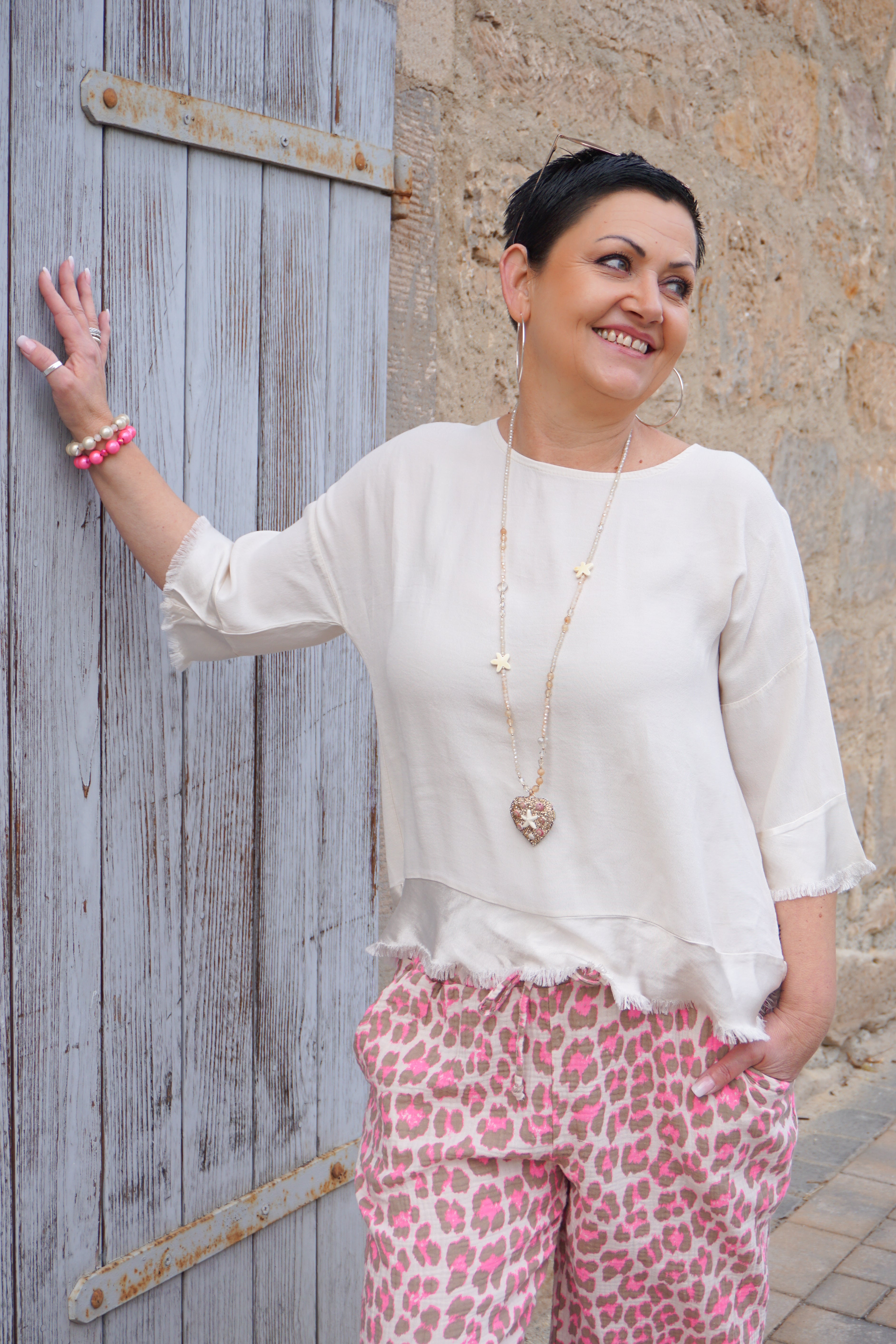 Blusenshirt mit Satin Details, beige