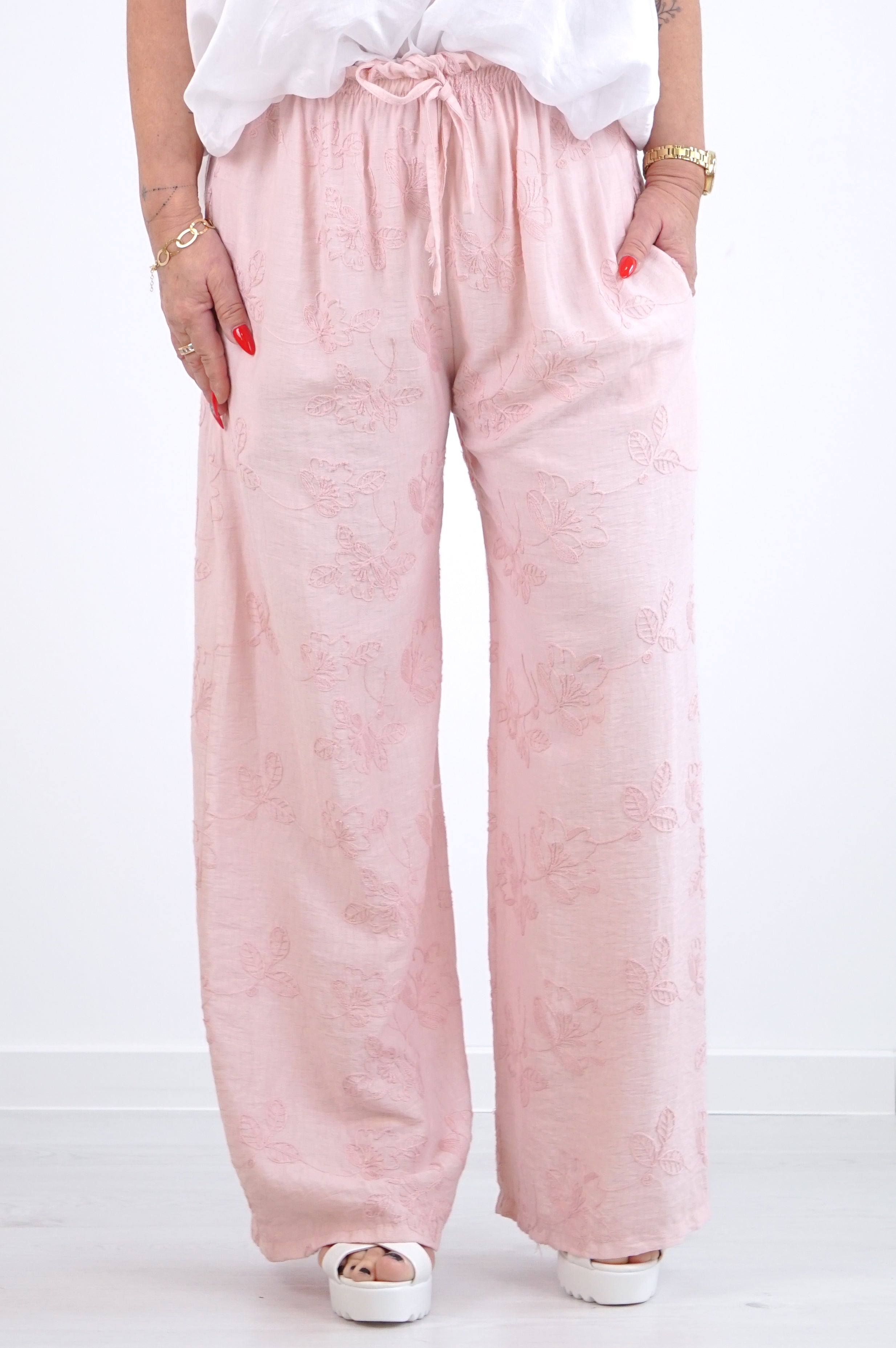 Sommerhose mit Blumenstickerei, rosa