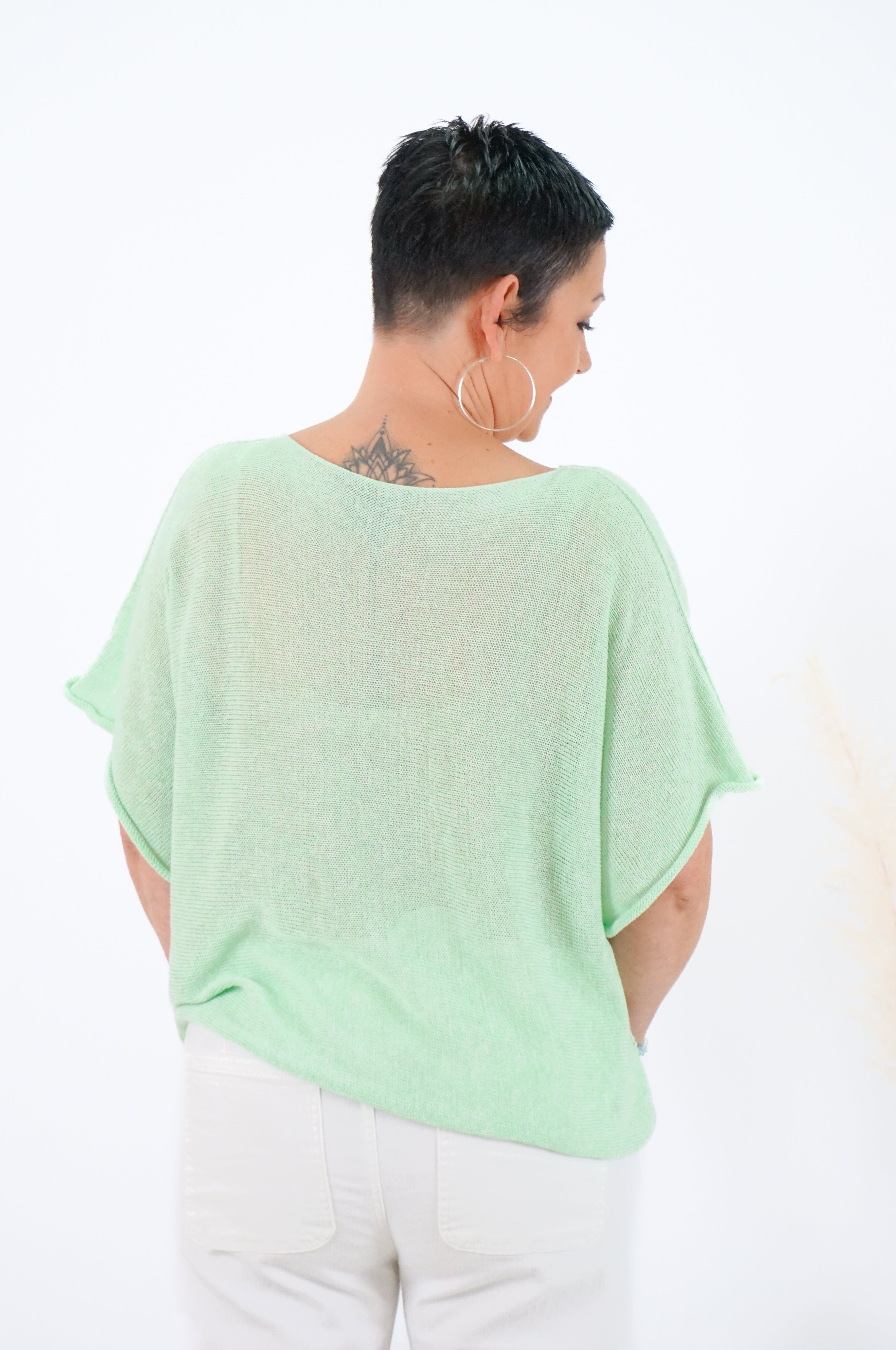 Leichtes kurzarm Häkelshirt, grün