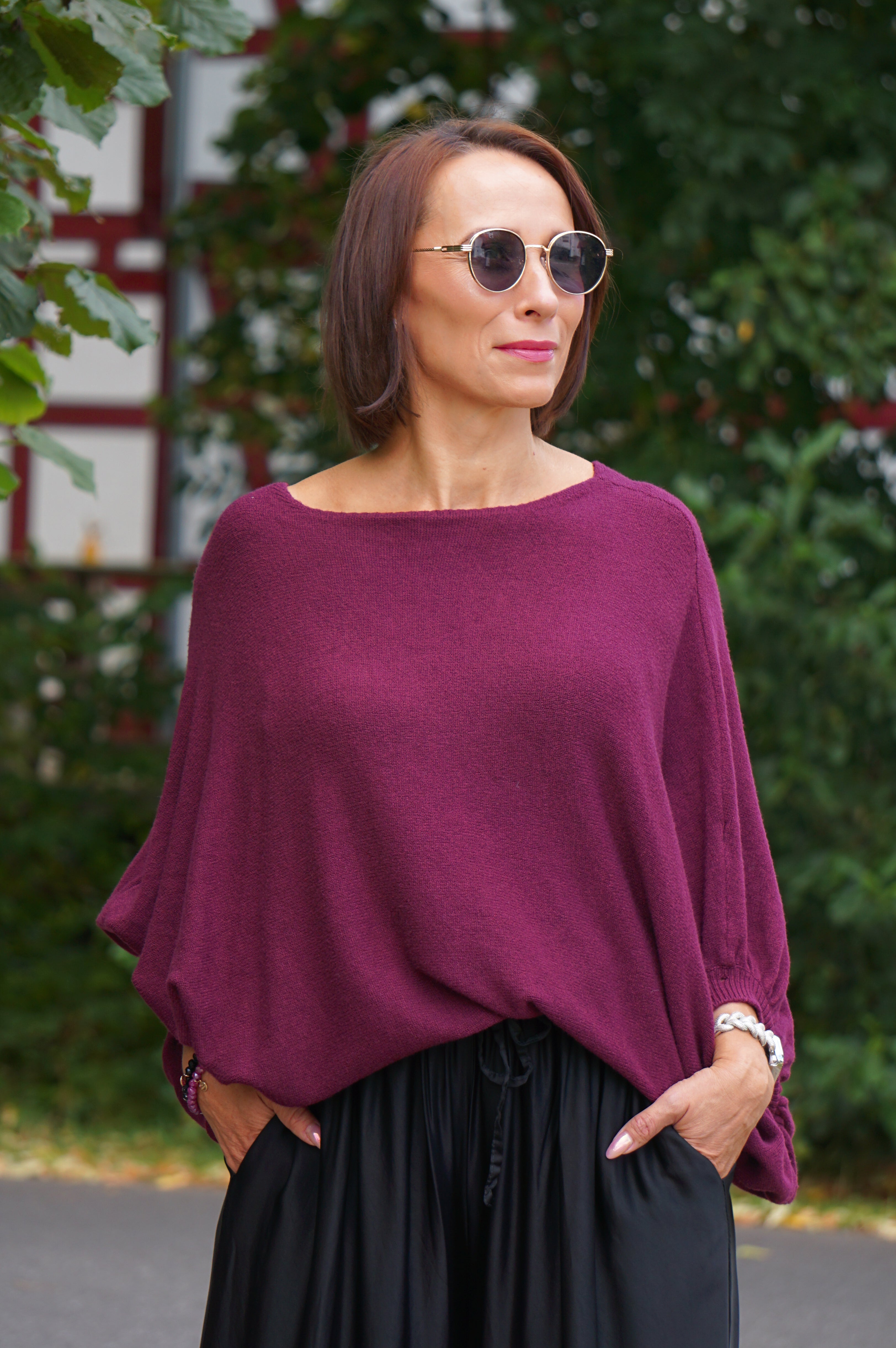 Weiter Kurzarm Feinstrickpulli, burgunder