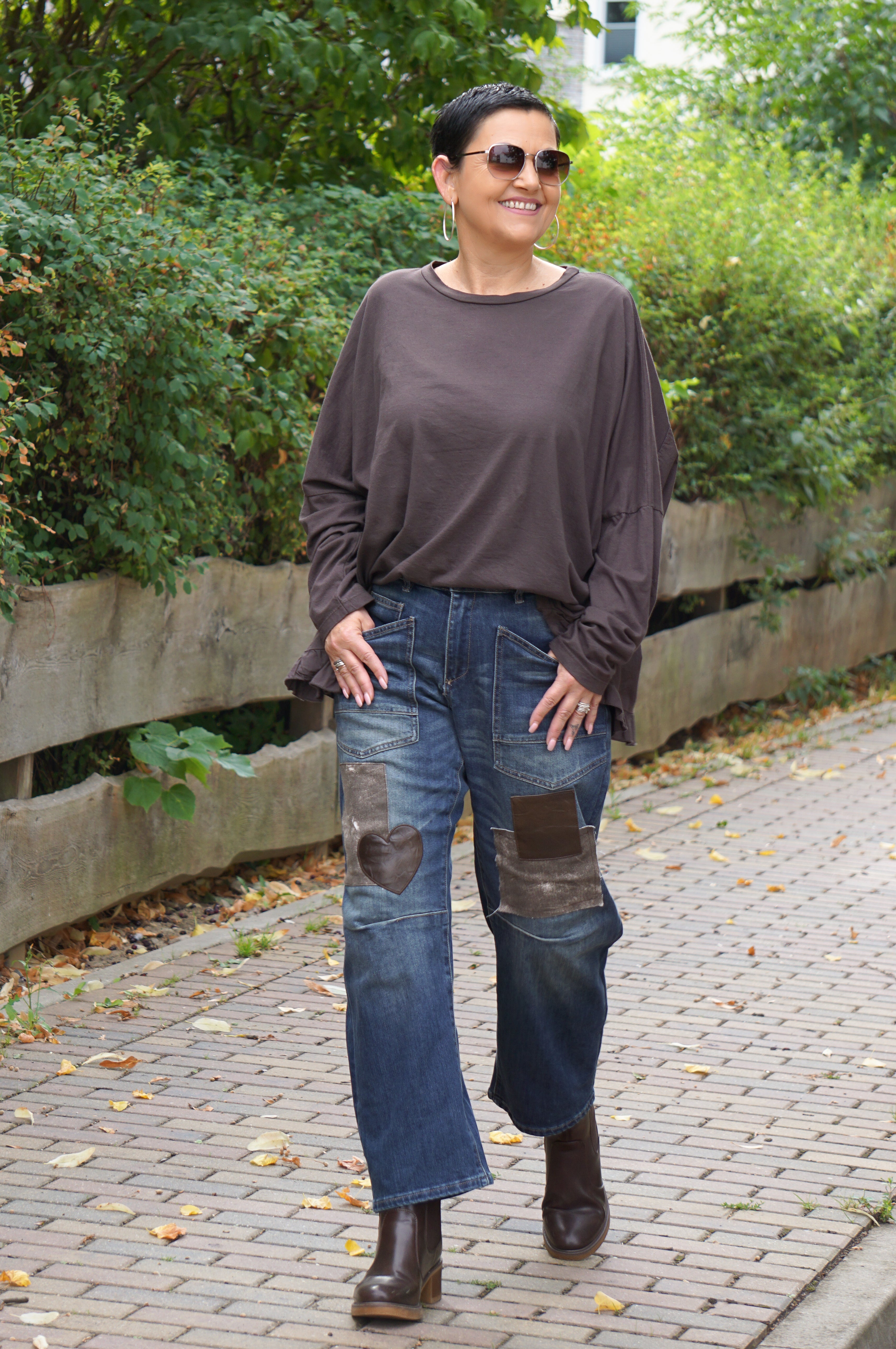 Blusenshirt mit Rüschen, schokobraun
