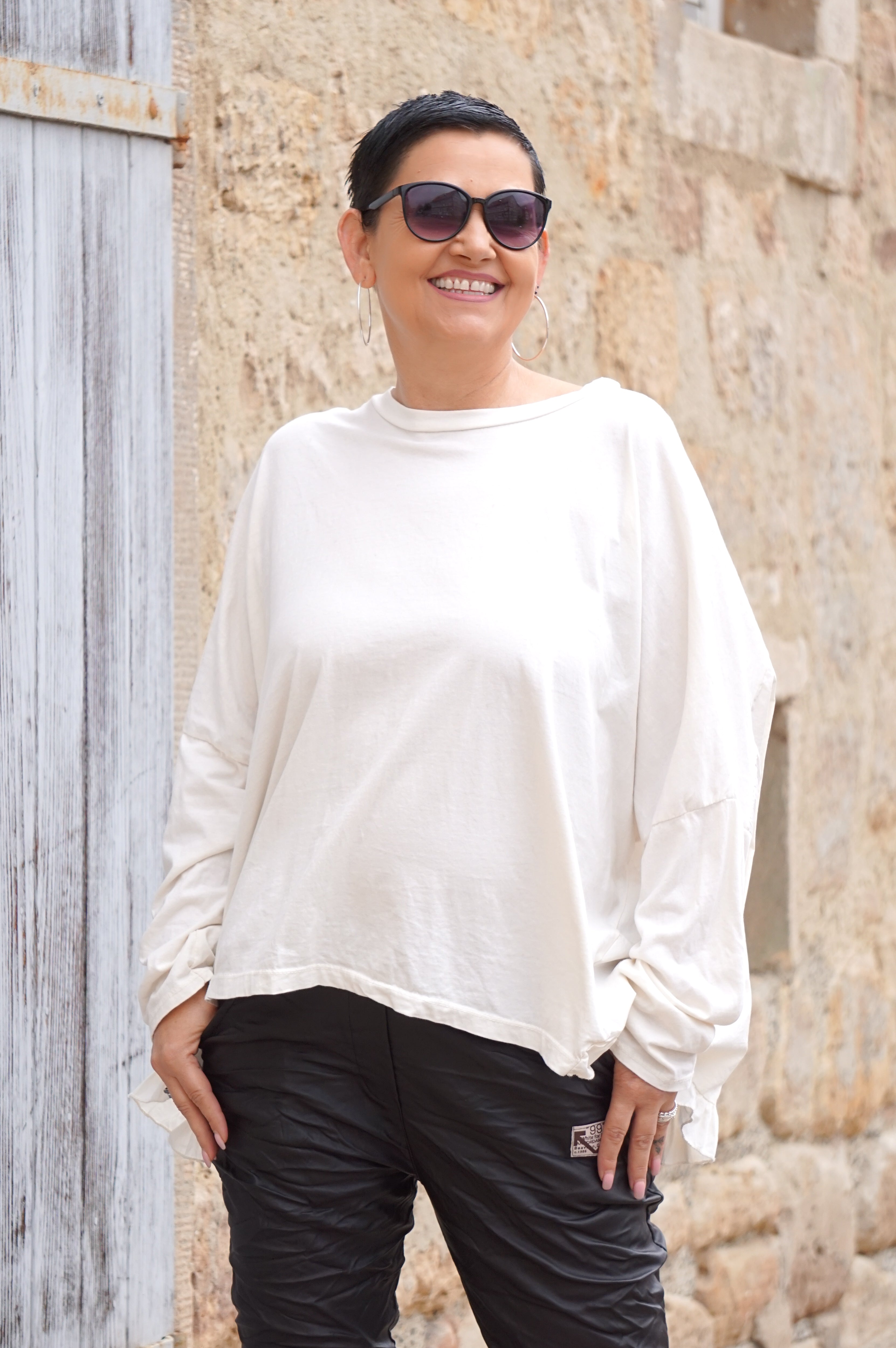 Blusenshirt mit Rüschen, creme