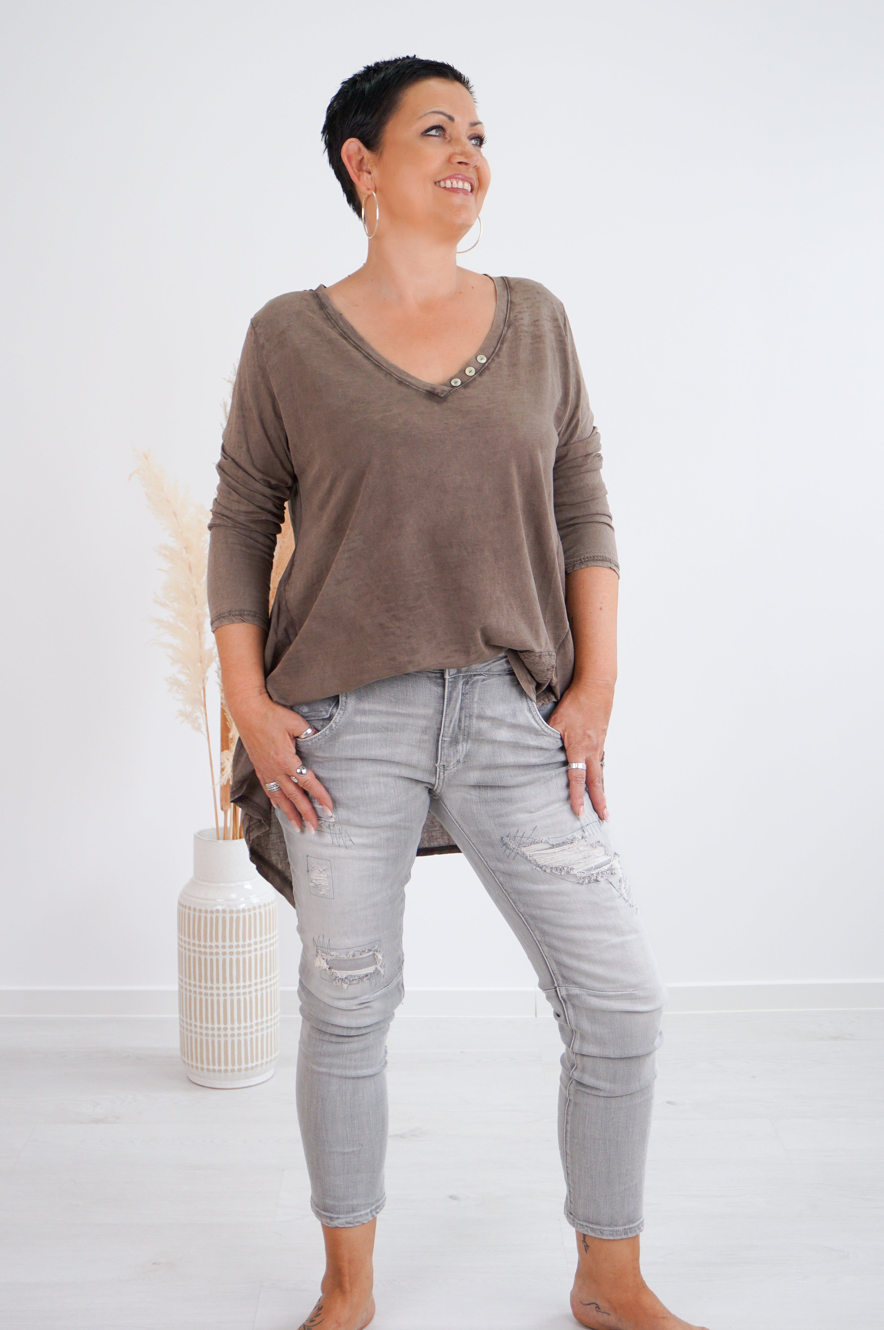 Langarmshirt mit verspieltem Schnitt, taupe