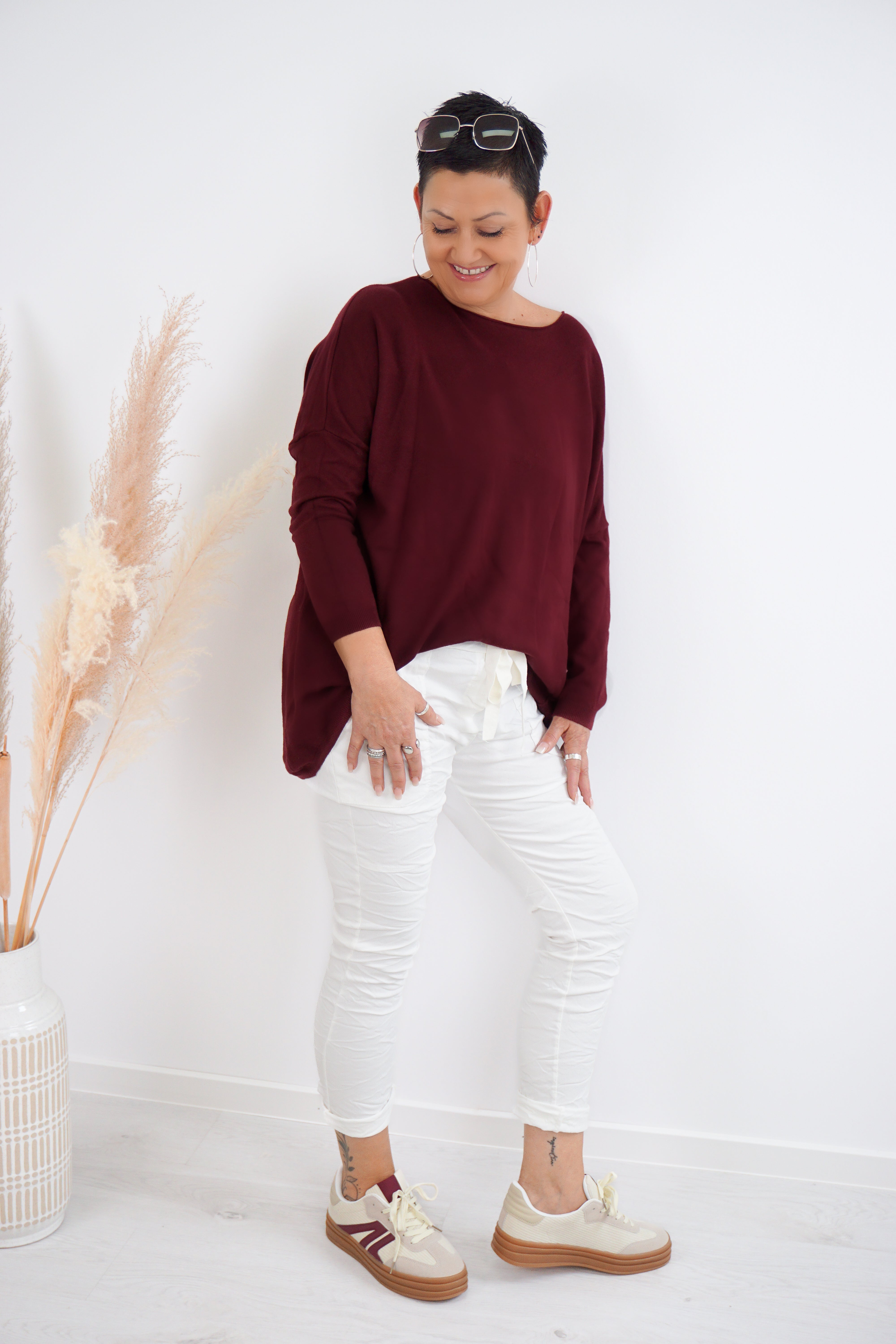 Weiter Feinstrickpulli, Bordeaux